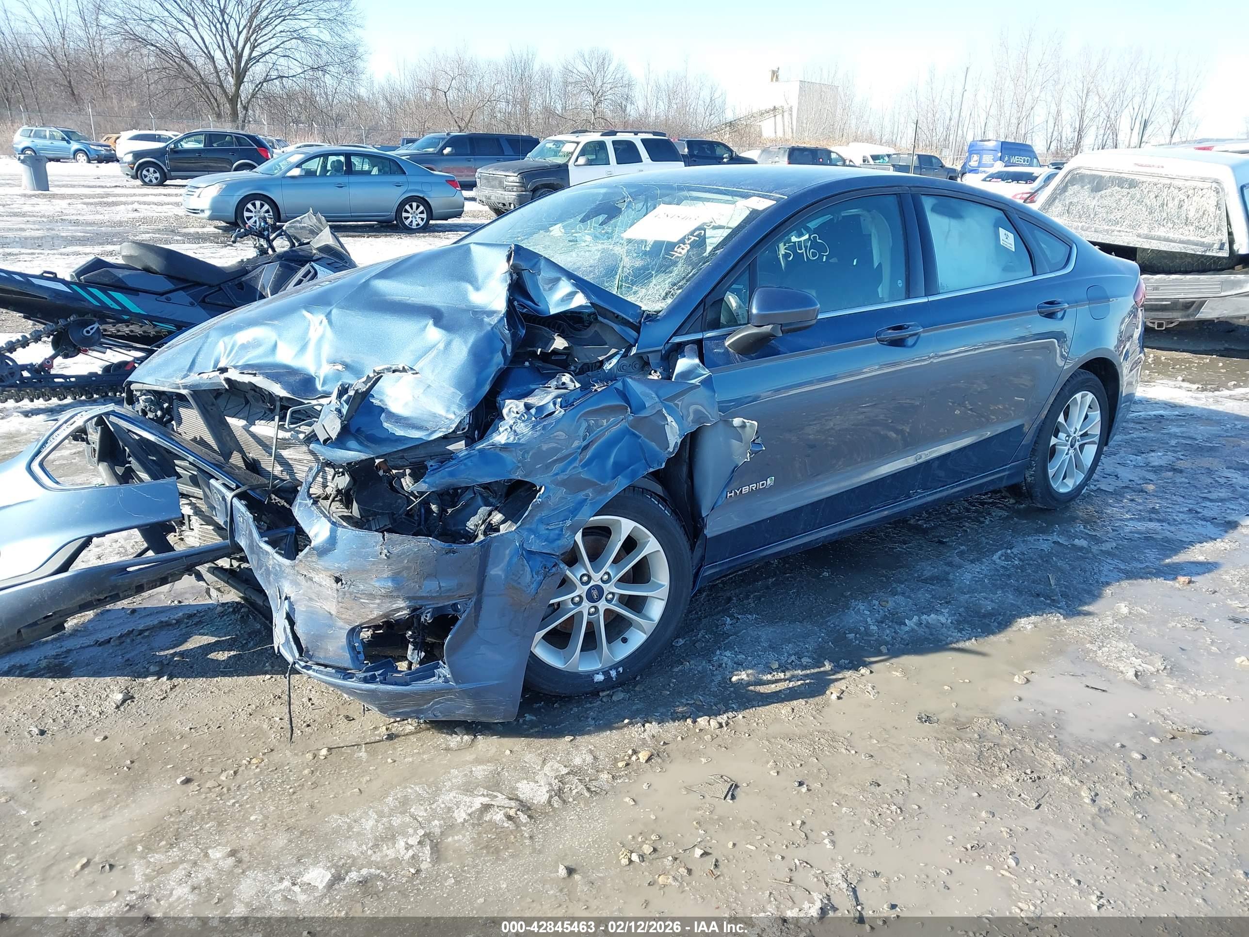 FORD FUSION image 2