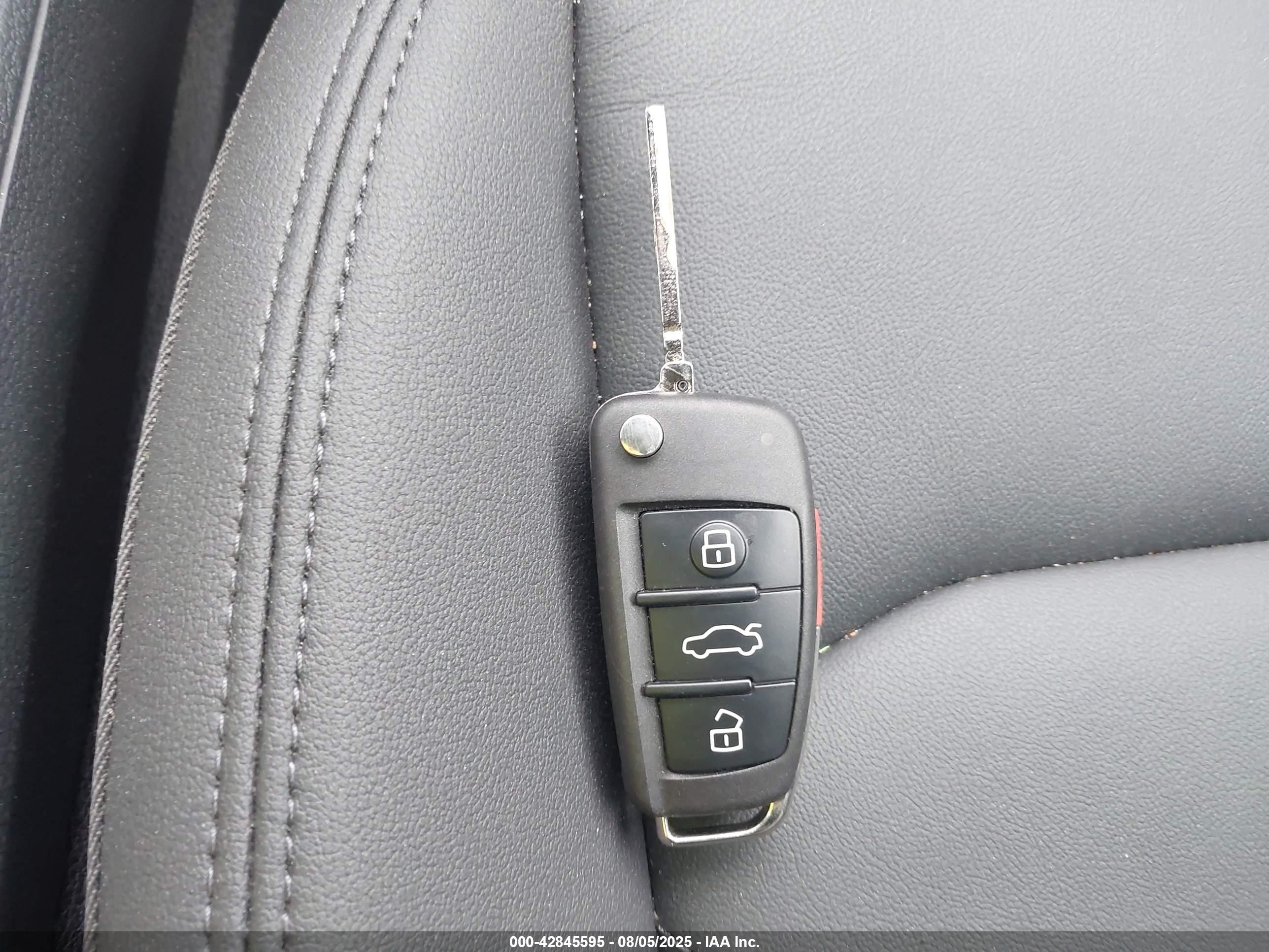 AUDI Q3 image 11