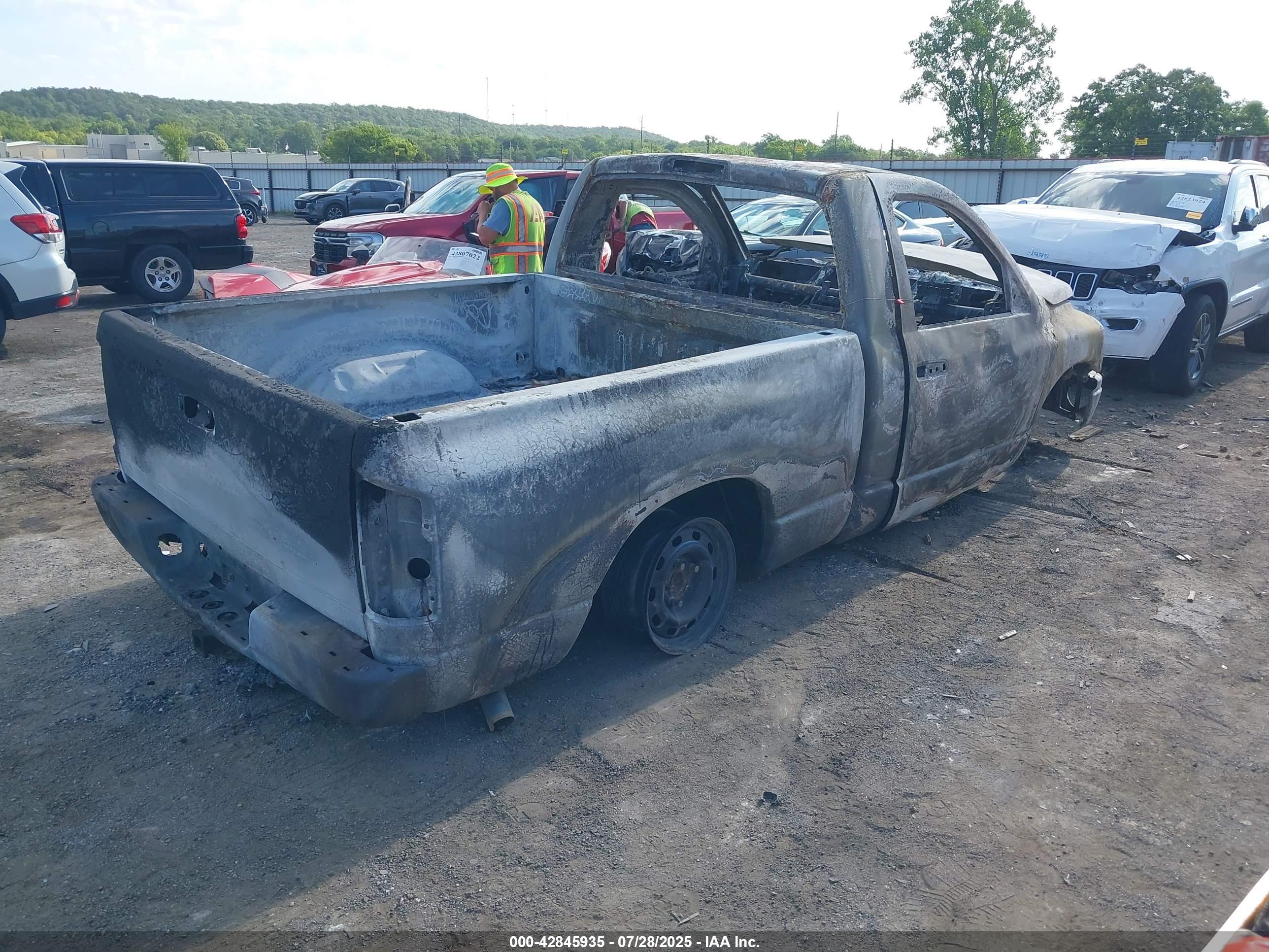 DODGE RAM image 4