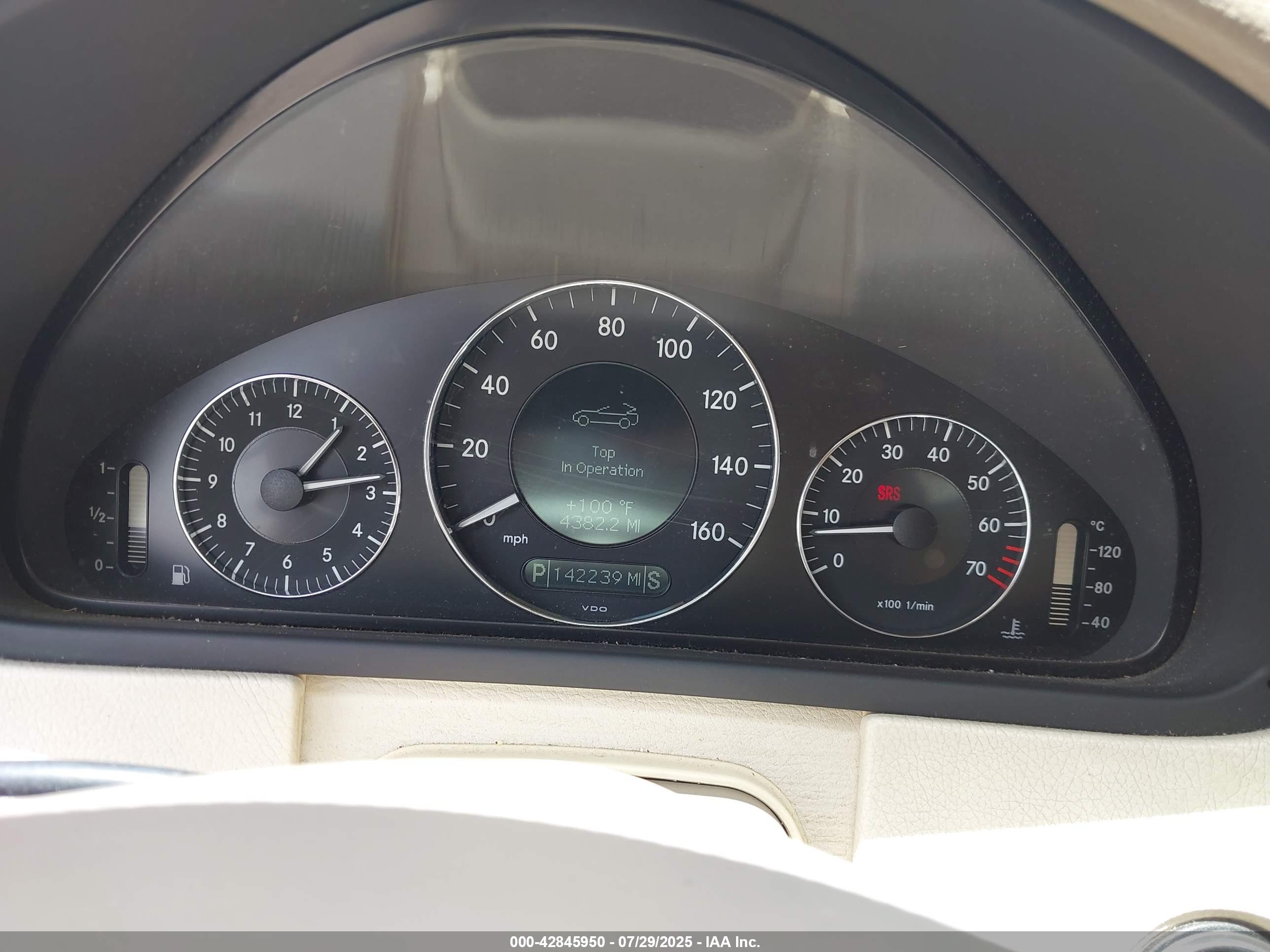 MERCEDES-BENZ CLK image 7