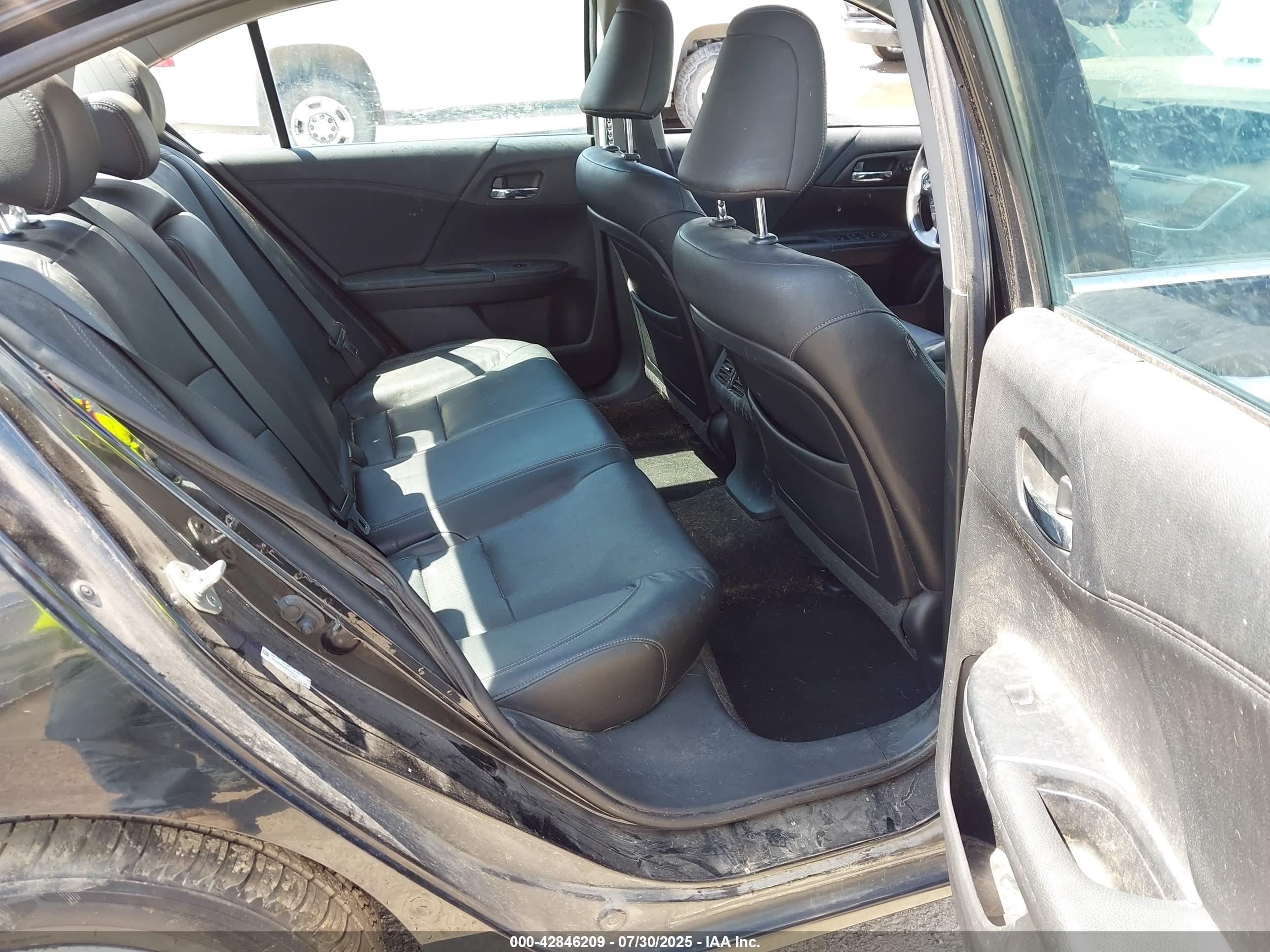 HONDA ACCORD image 8