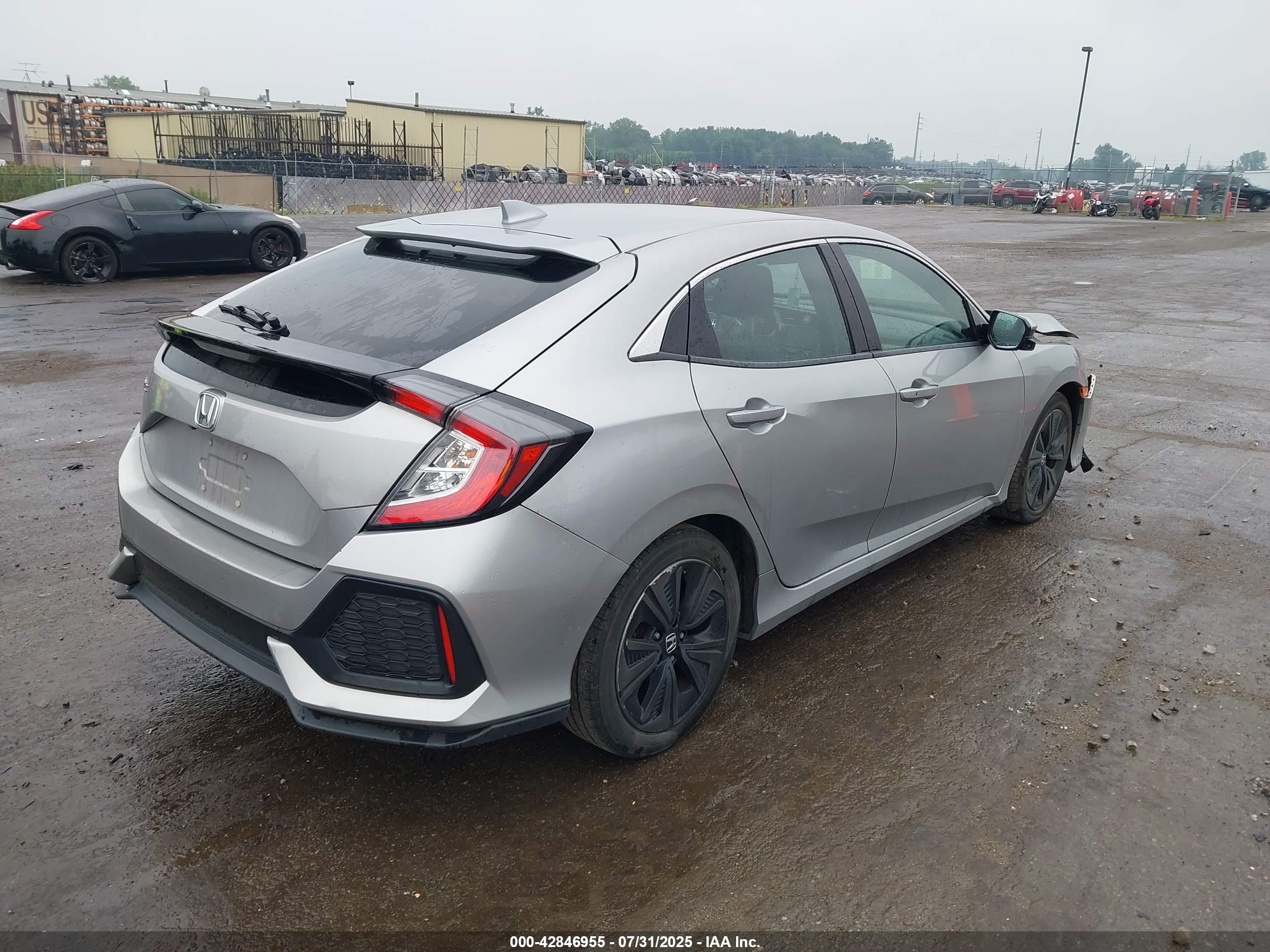 HONDA CIVIC image 4