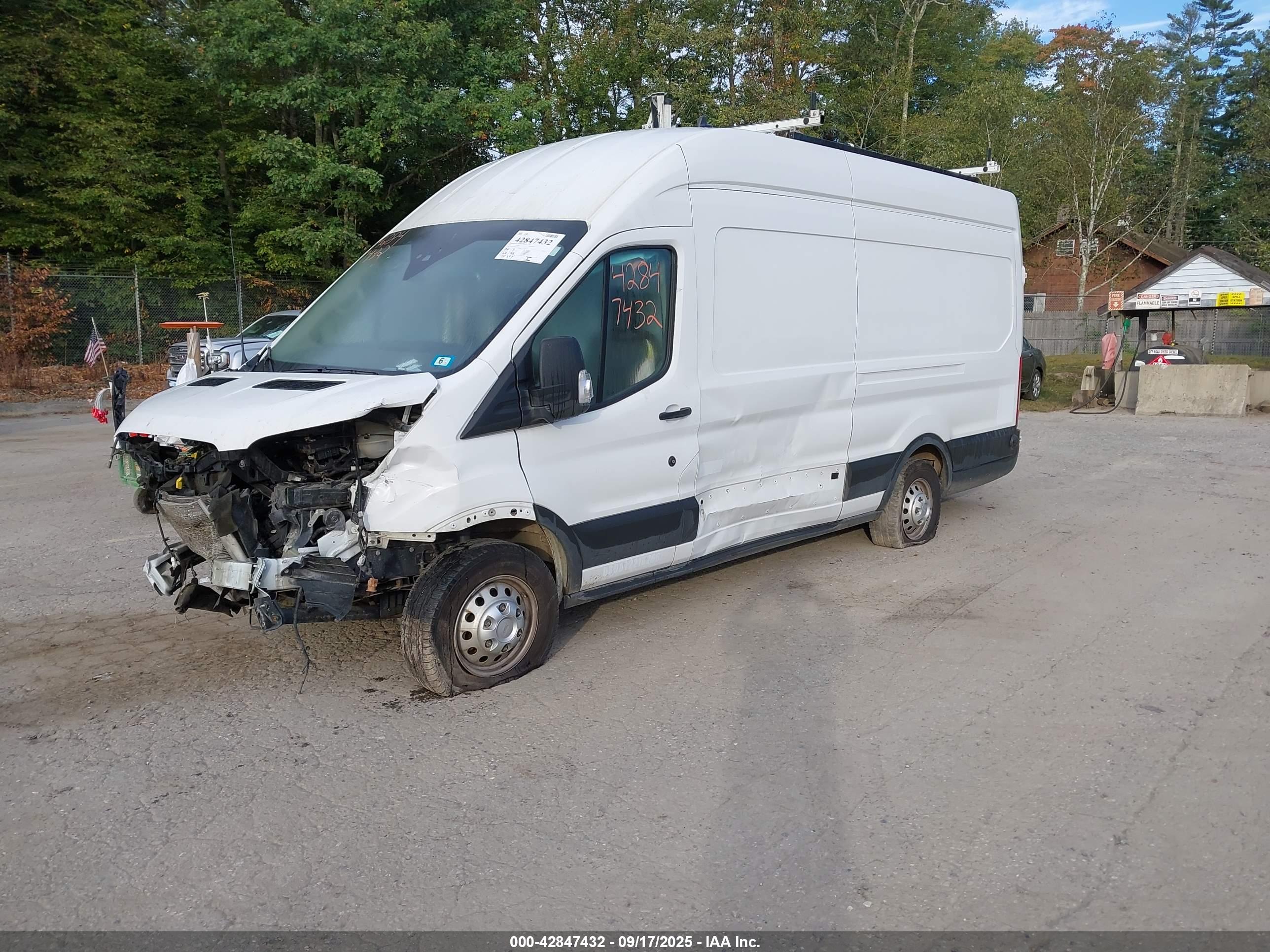 FORD TRANSIT-350 image 2