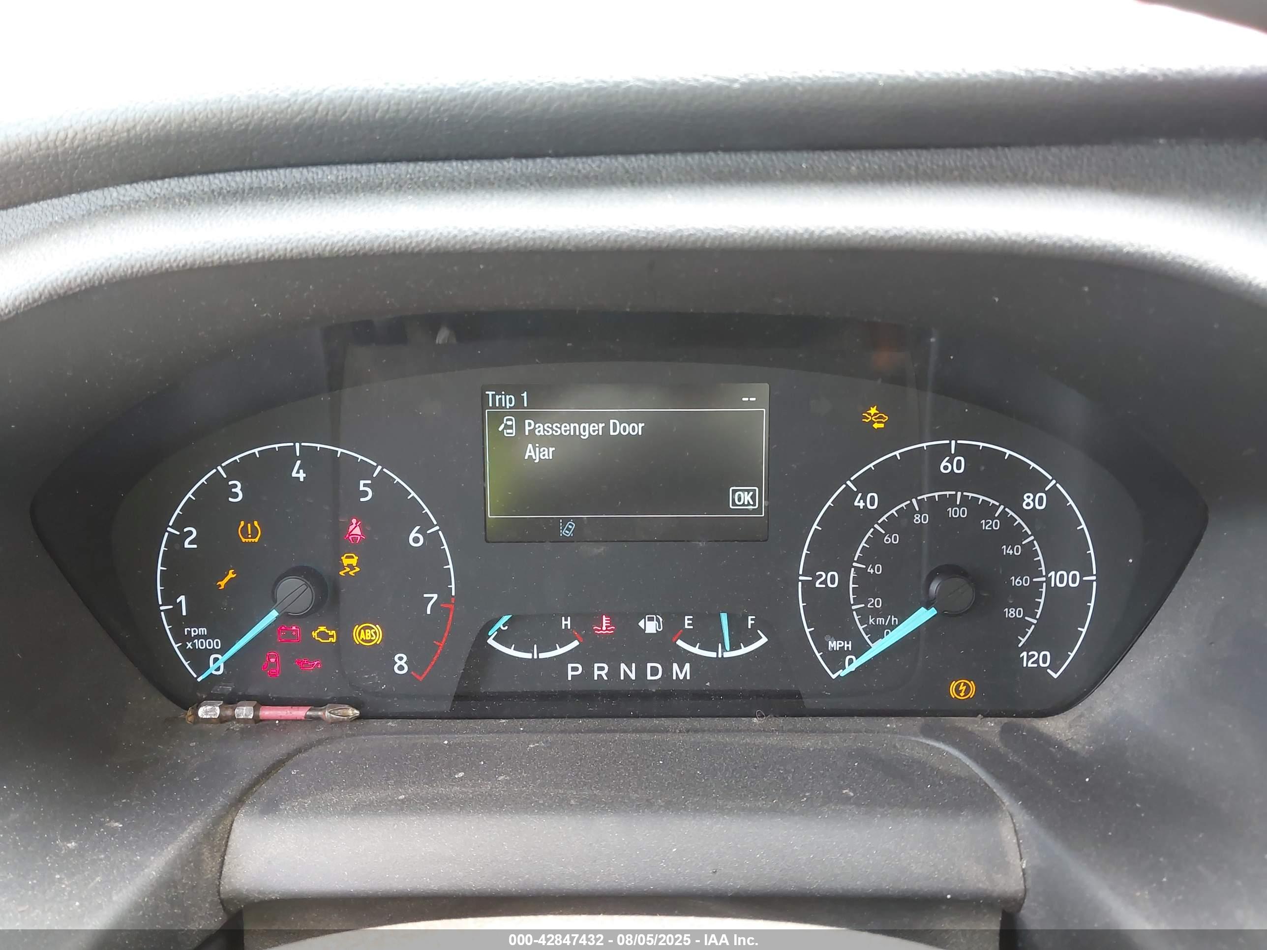 FORD TRANSIT-350 image 7