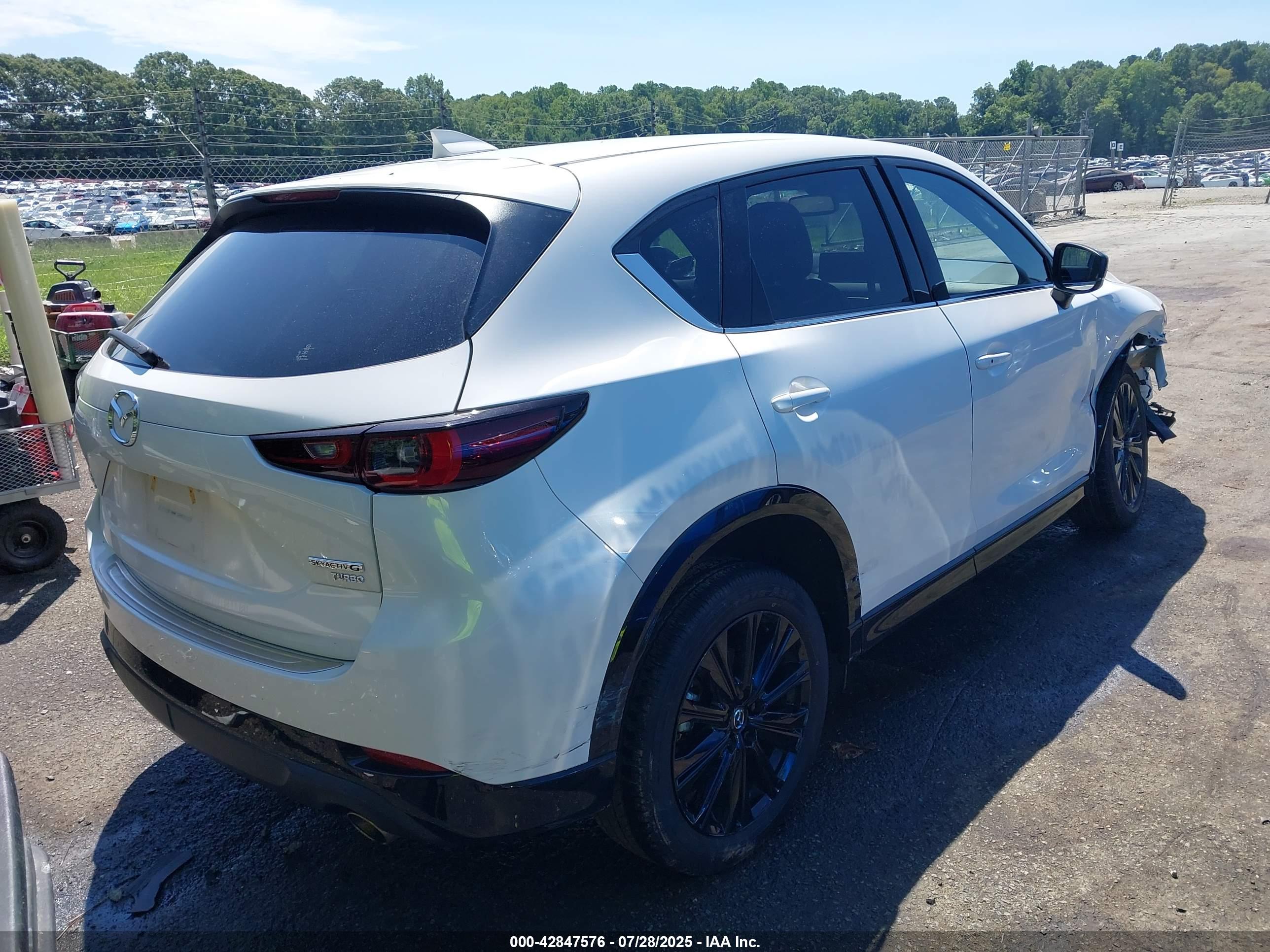 MAZDA CX-5 image 4