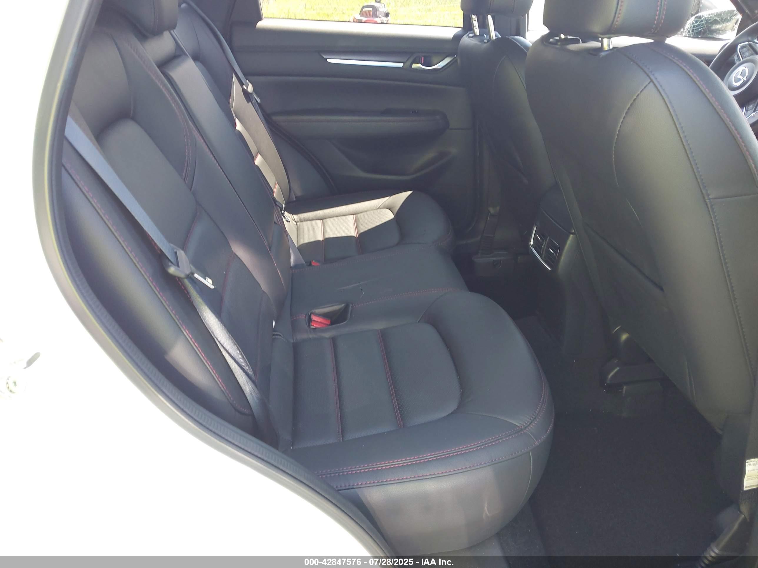 MAZDA CX-5 image 8