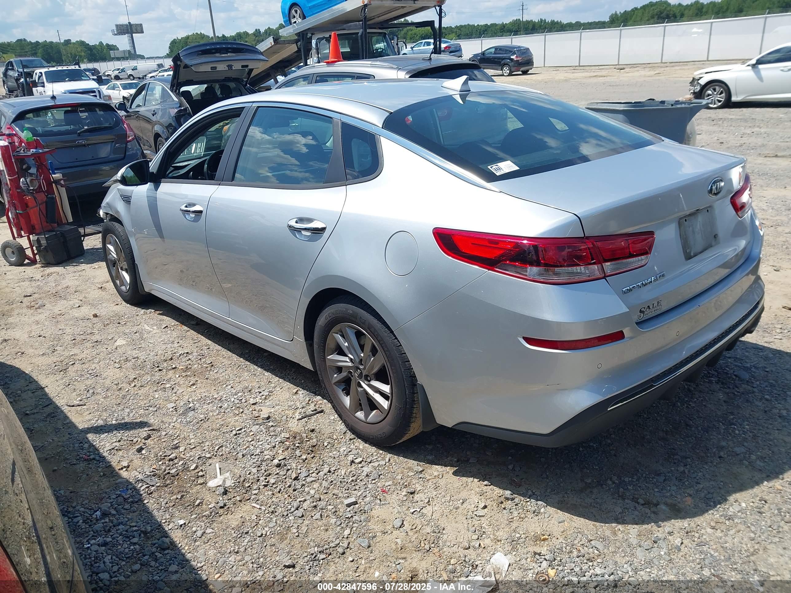 KIA OPTIMA image 3