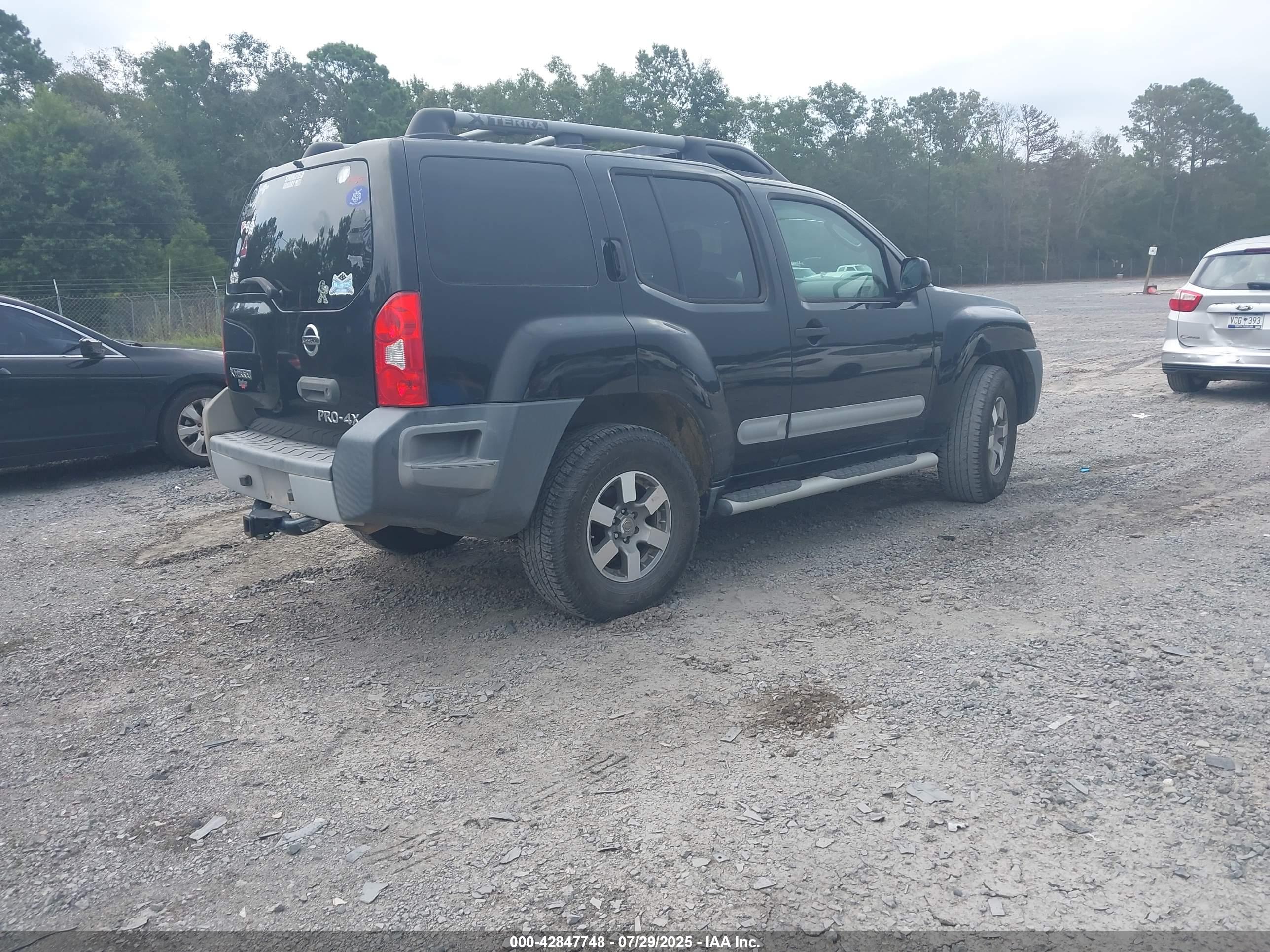NISSAN XTERRA image 4