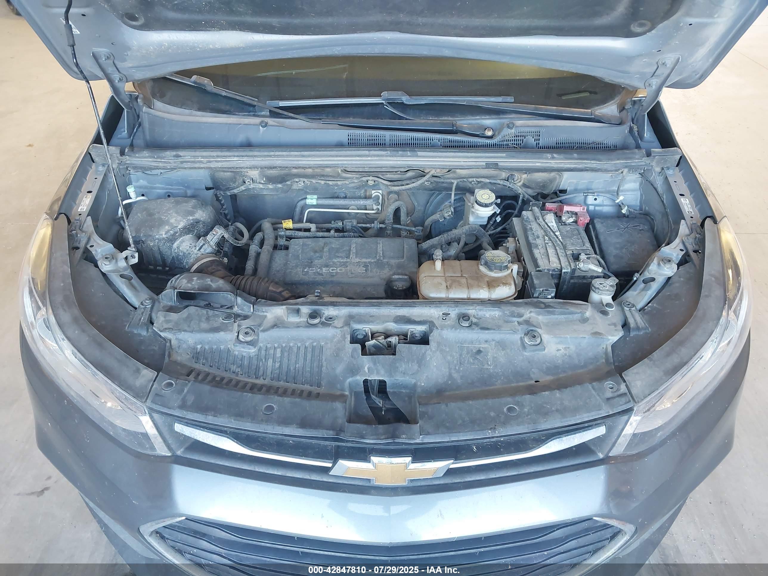CHEVROLET TRAX image 10