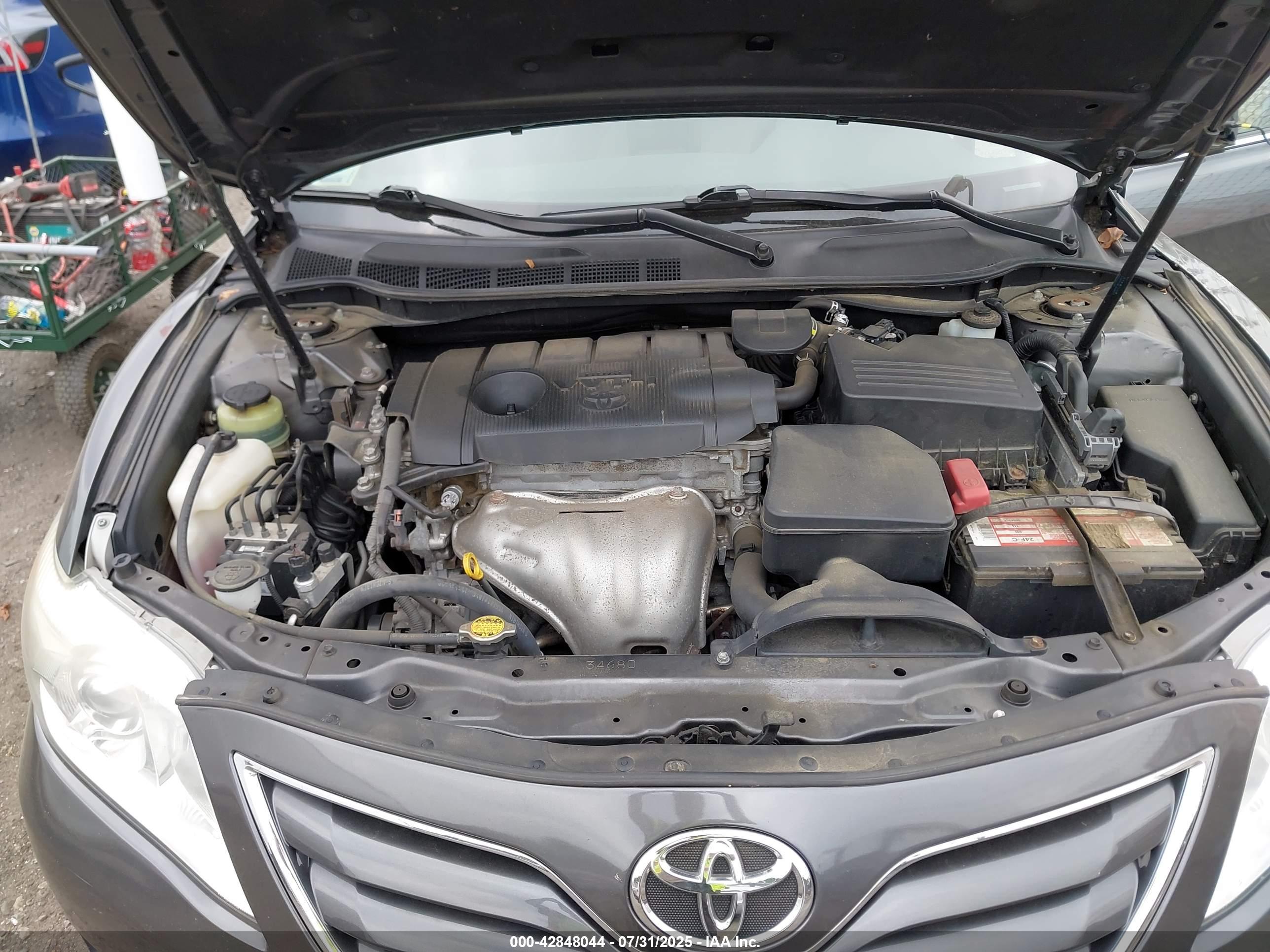 TOYOTA CAMRY image 10