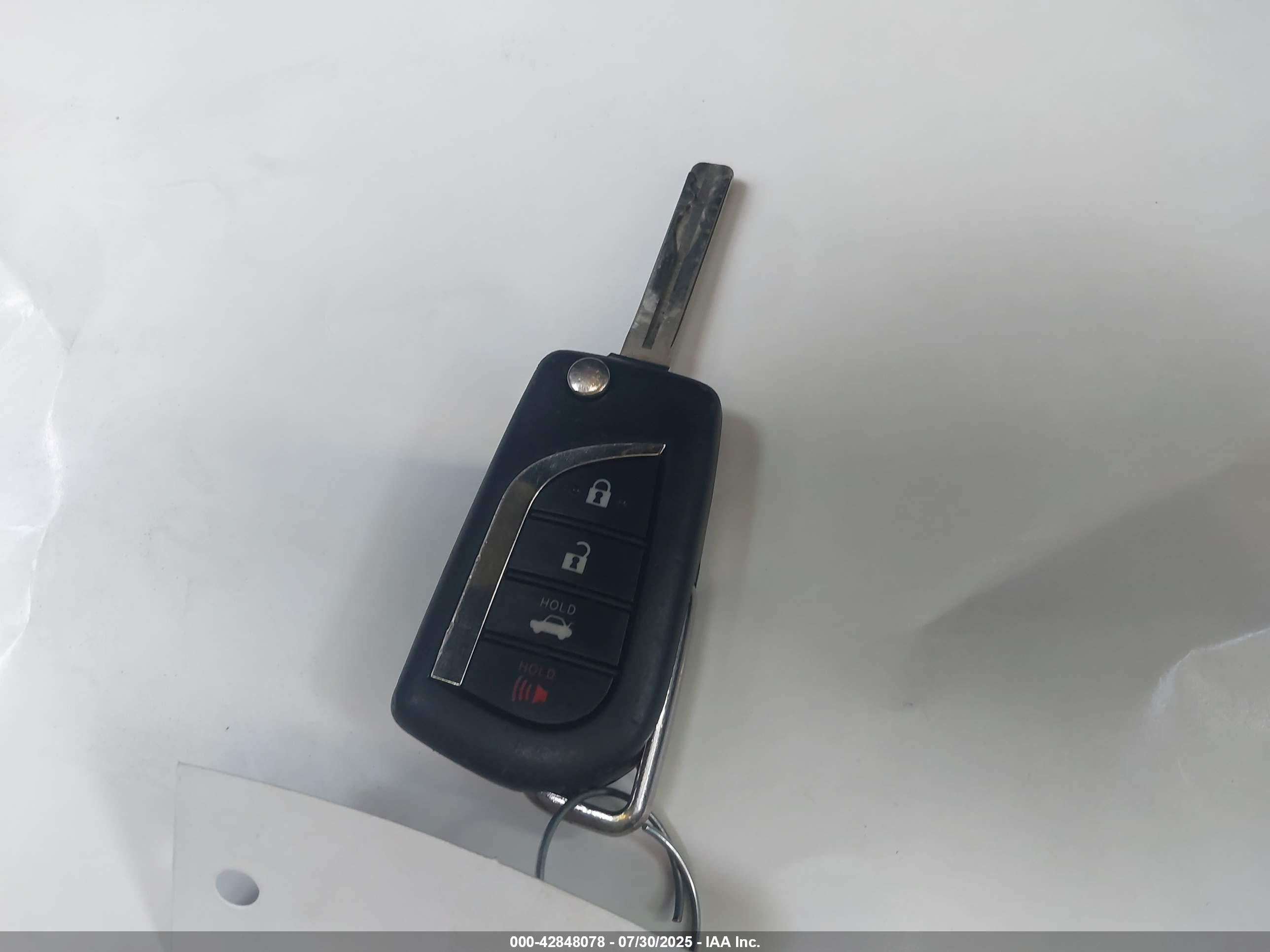 TOYOTA COROLLA image 11