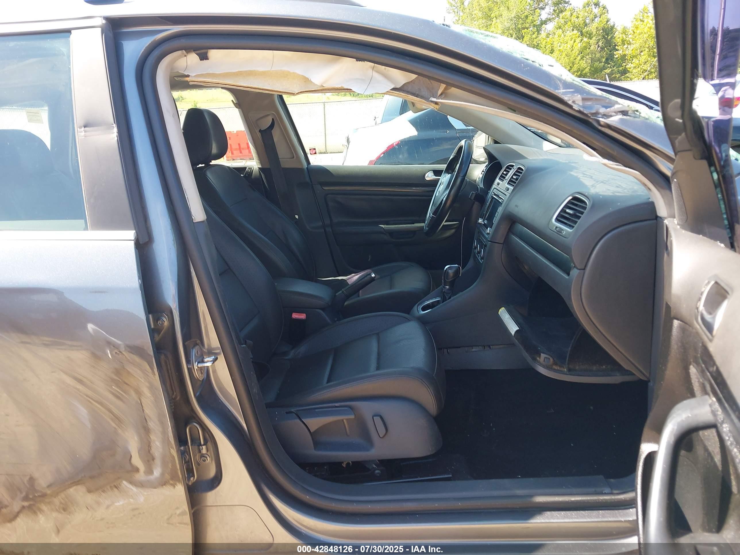 VOLKSWAGEN JETTA image 5