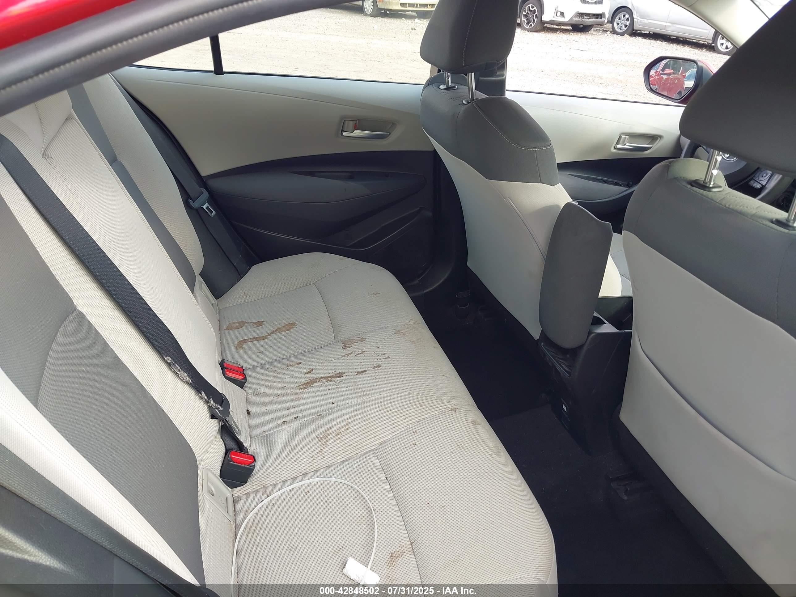 TOYOTA COROLLA image 8