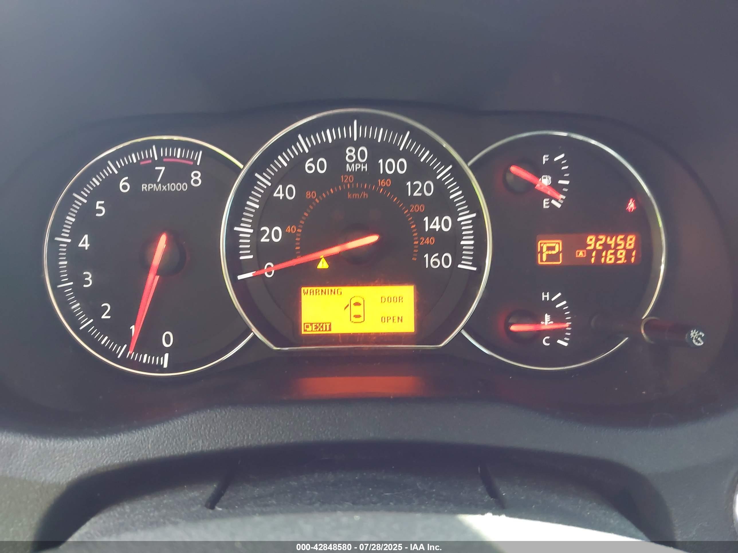 NISSAN MAXIMA image 7