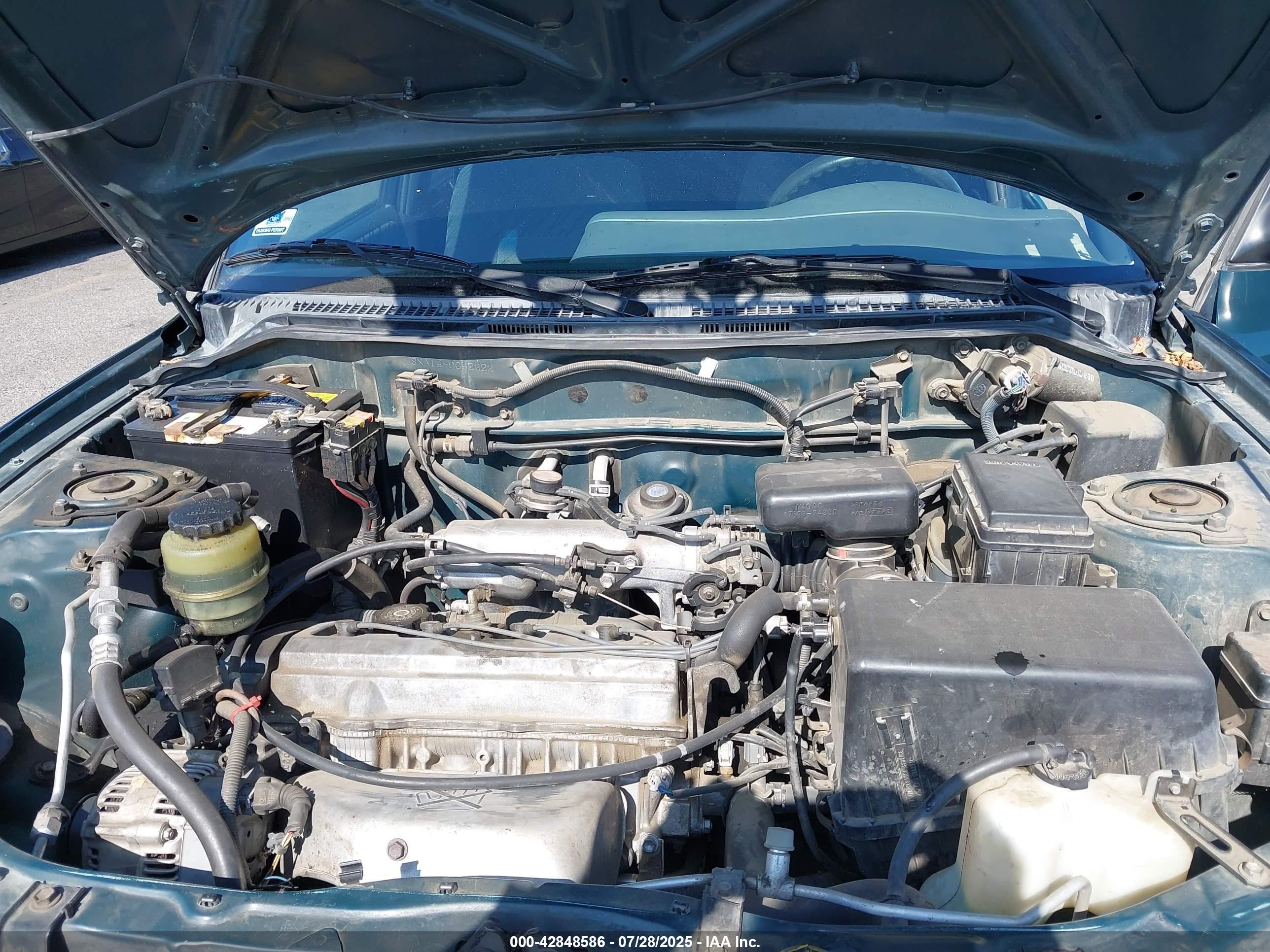 TOYOTA RAV4 image 10