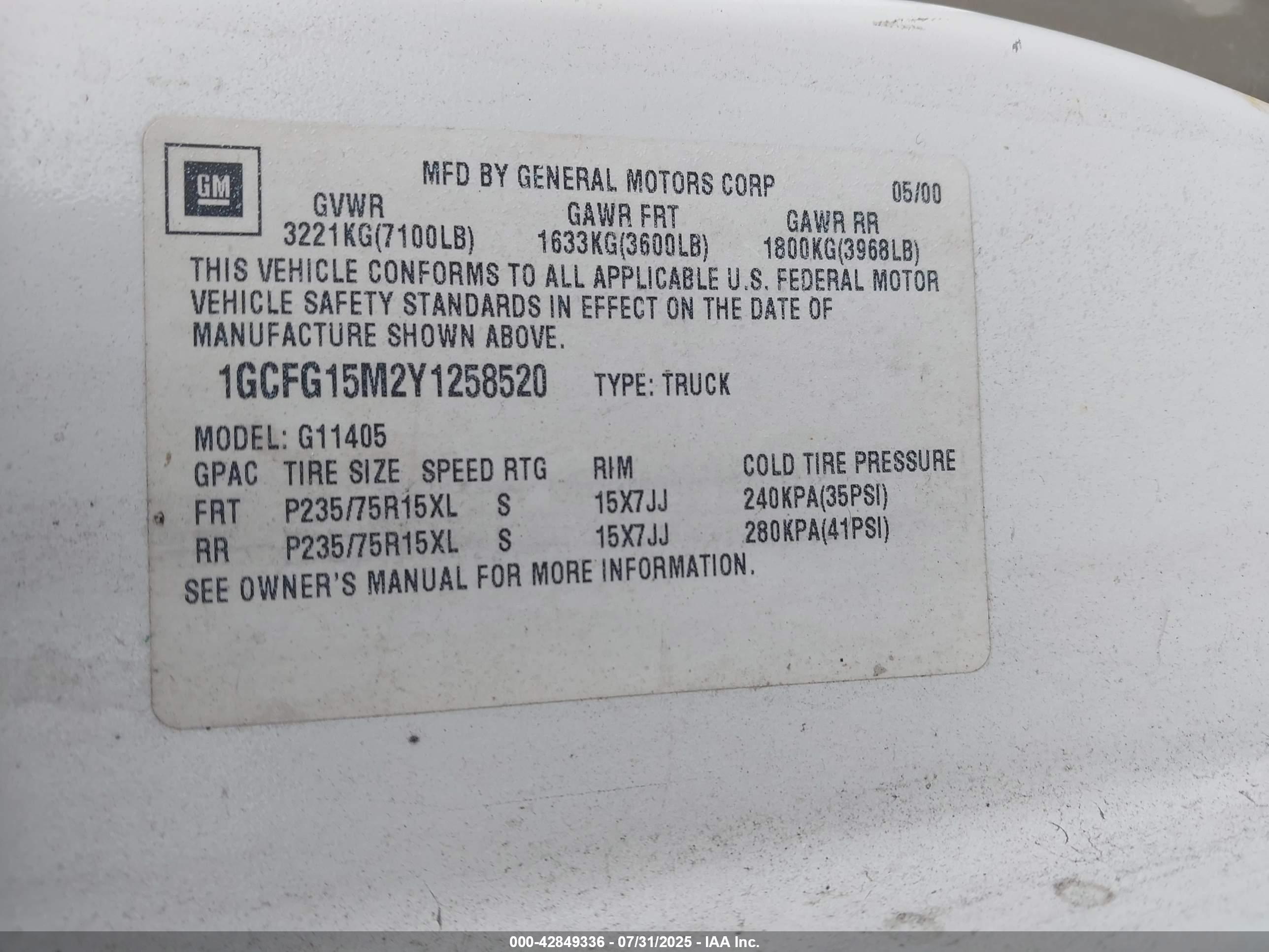 CHEVROLET EXPRESS image 9