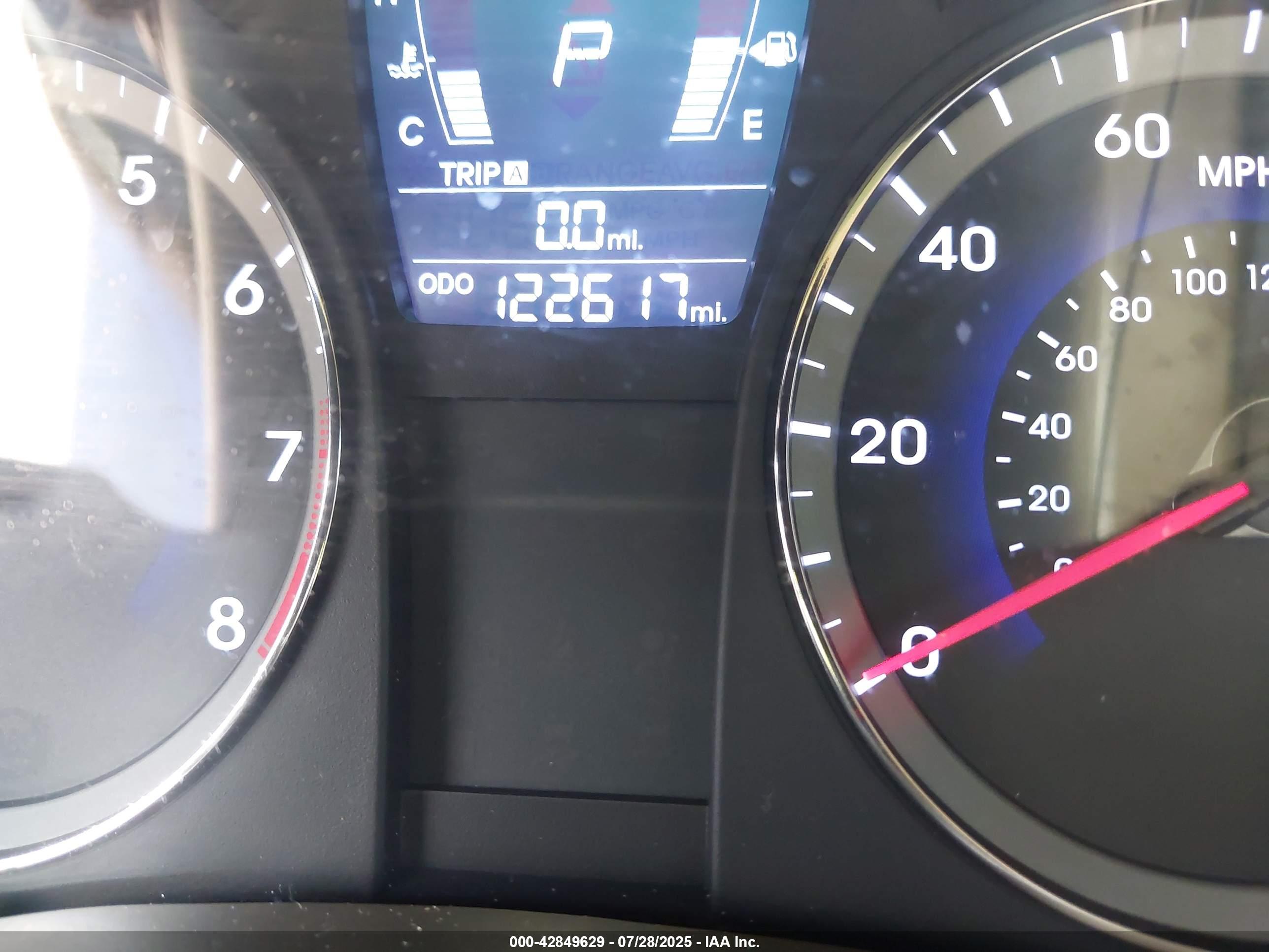 HYUNDAI ACCENT image 7