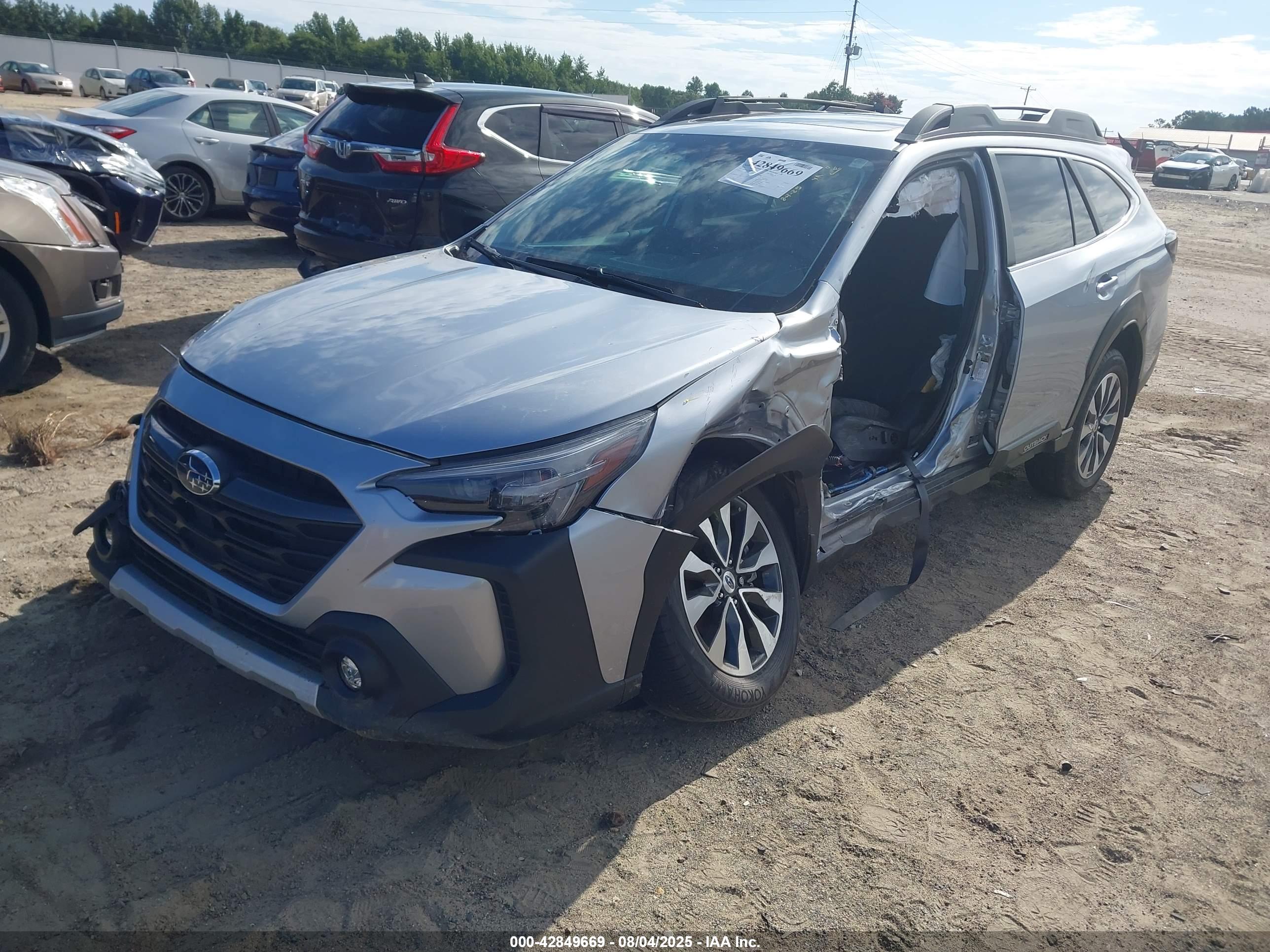 SUBARU OUTBACK image 2