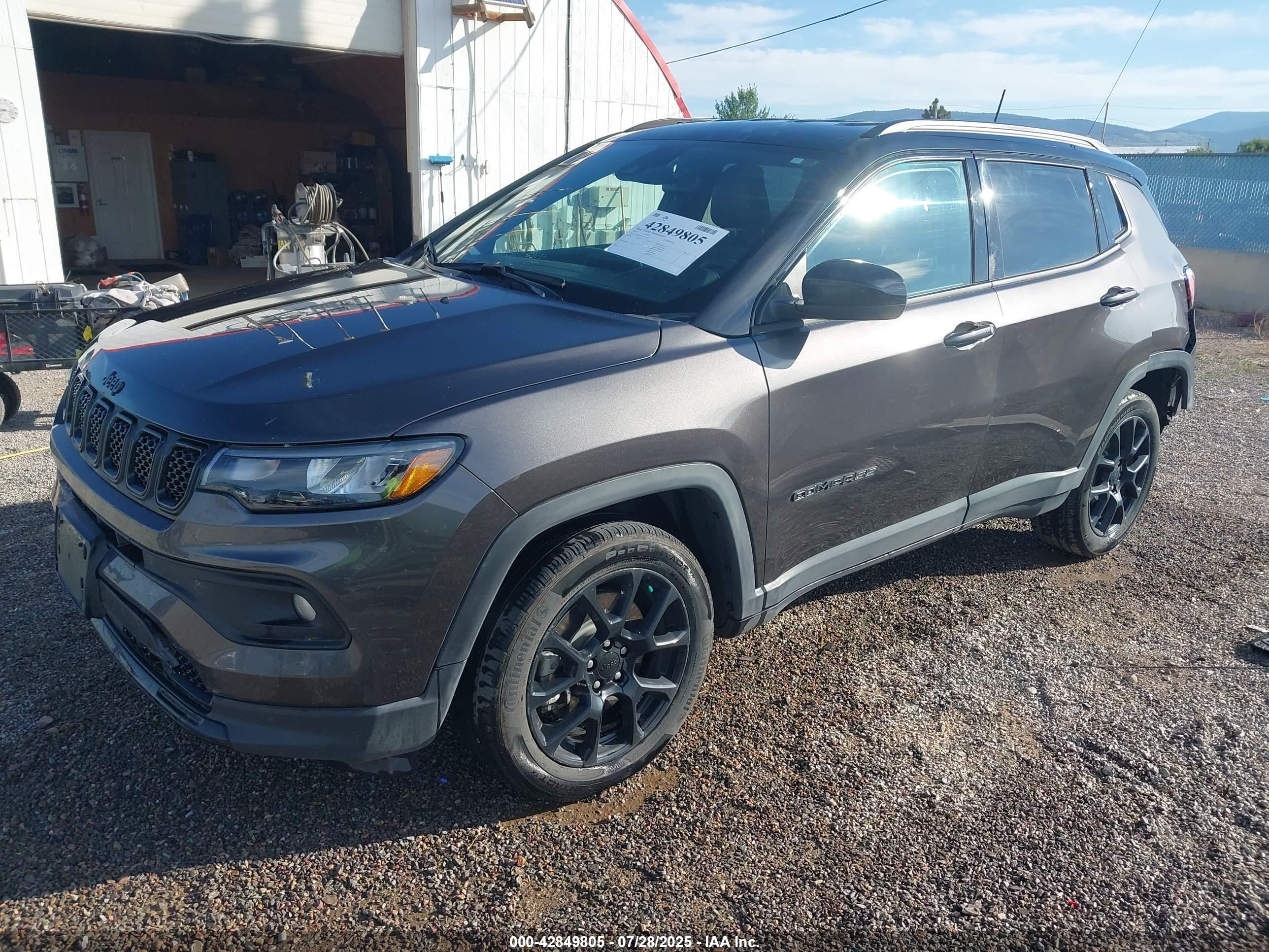 JEEP COMPASS image 2