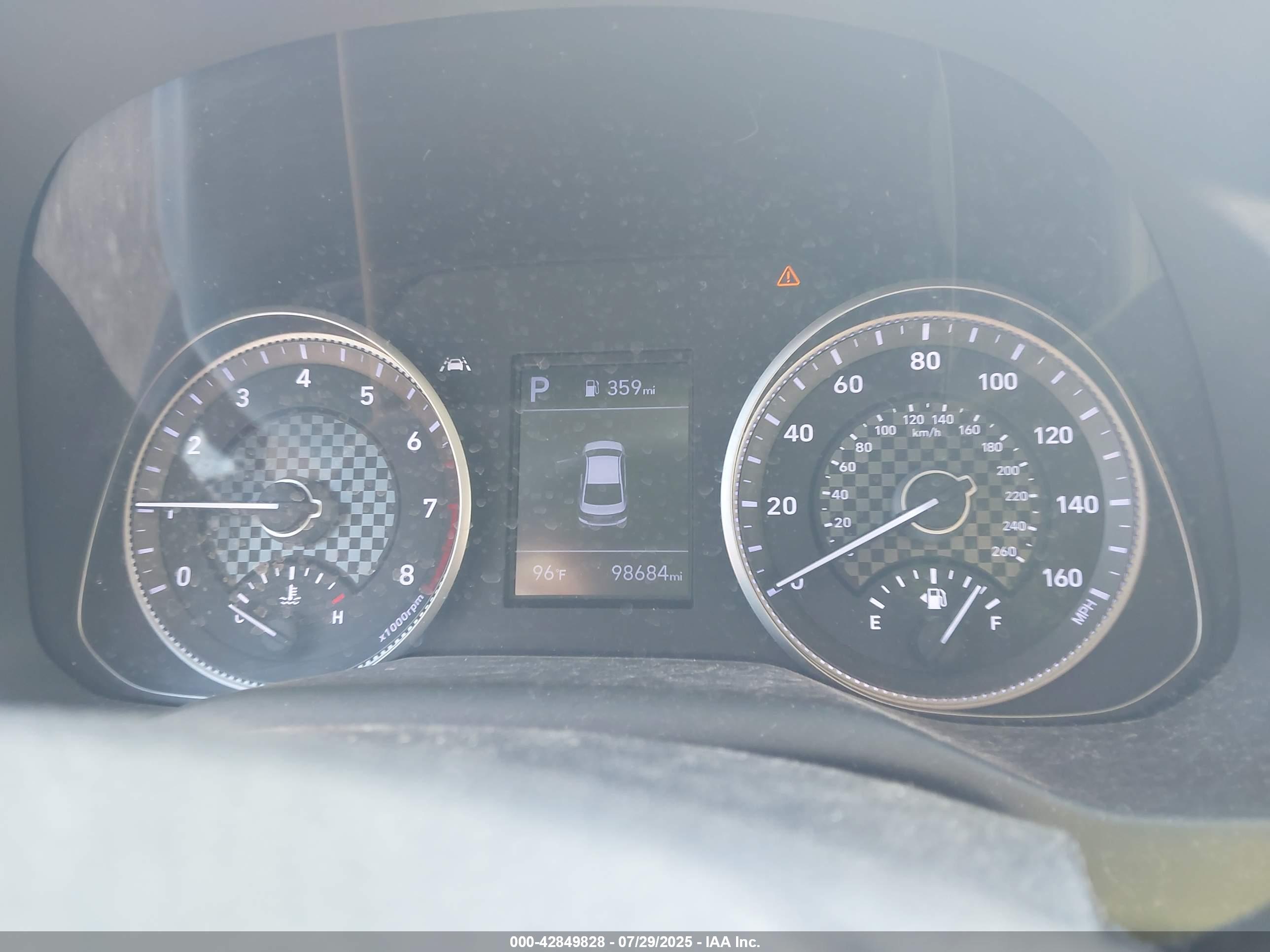 HYUNDAI ELANTRA image 7