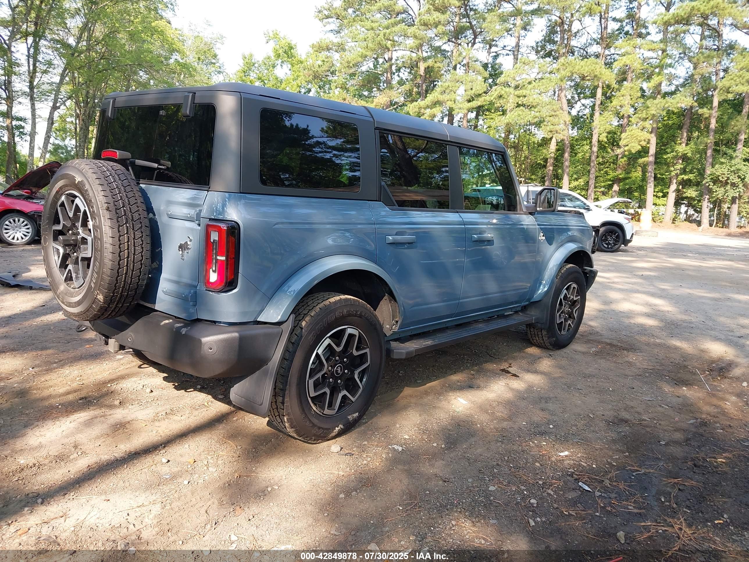 FORD BRONCO image 4