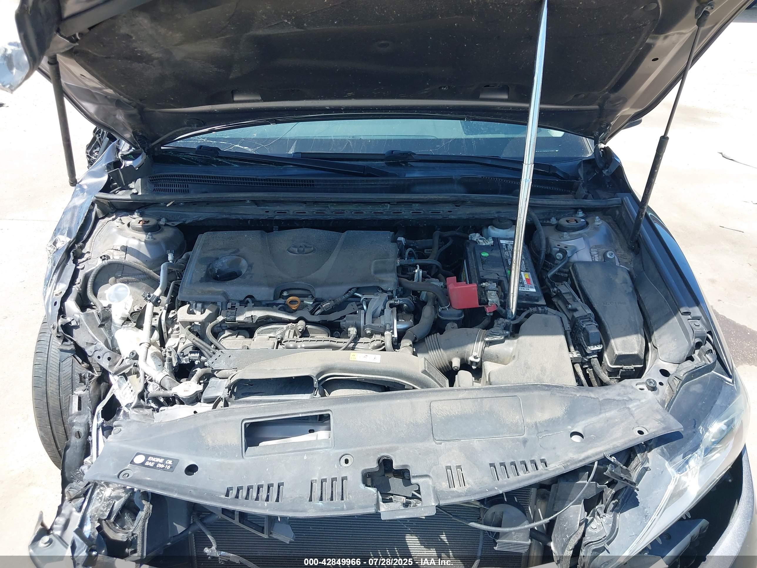 TOYOTA CAMRY image 10