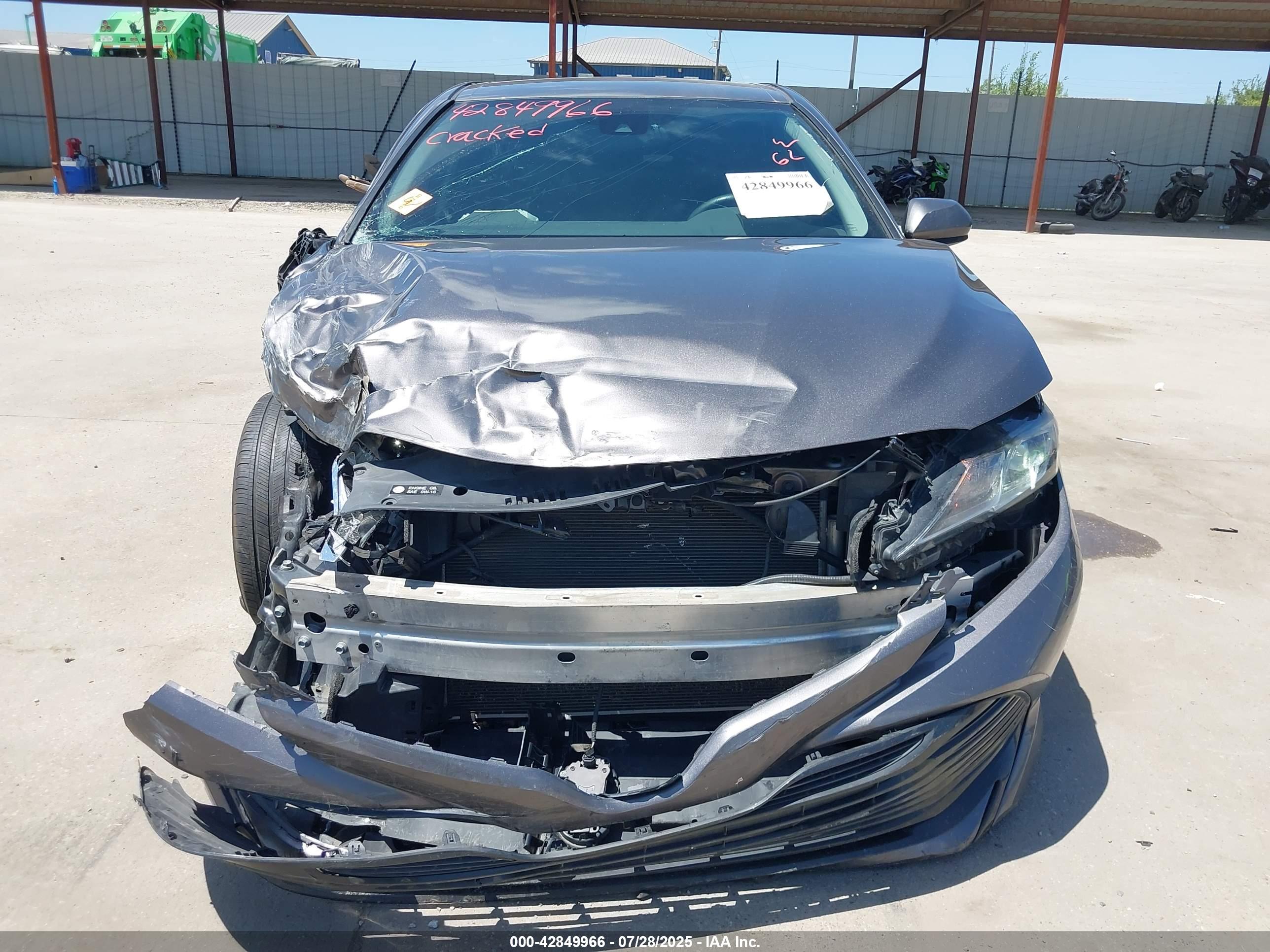 TOYOTA CAMRY image 6