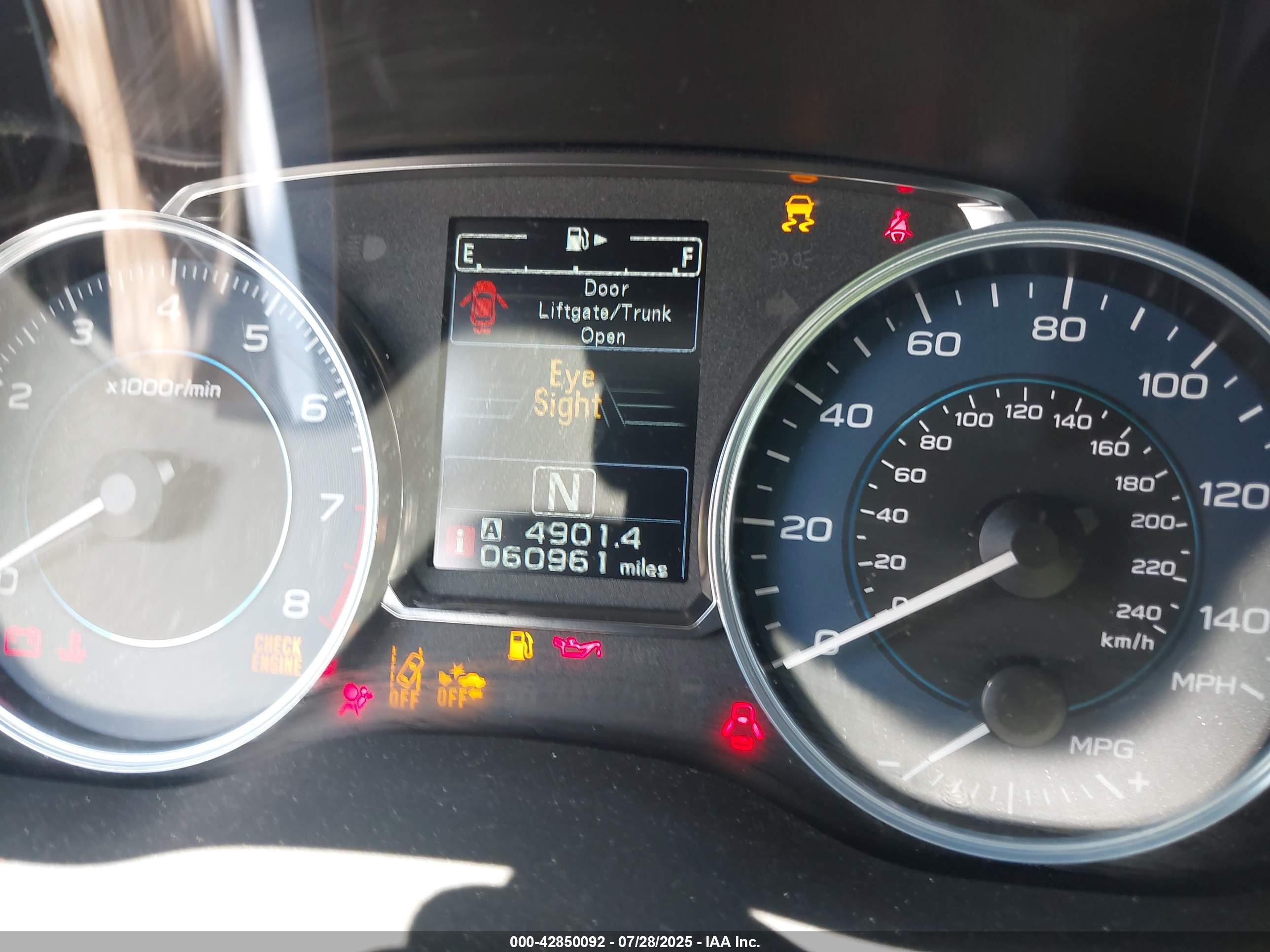 SUBARU CROSSTREK image 7