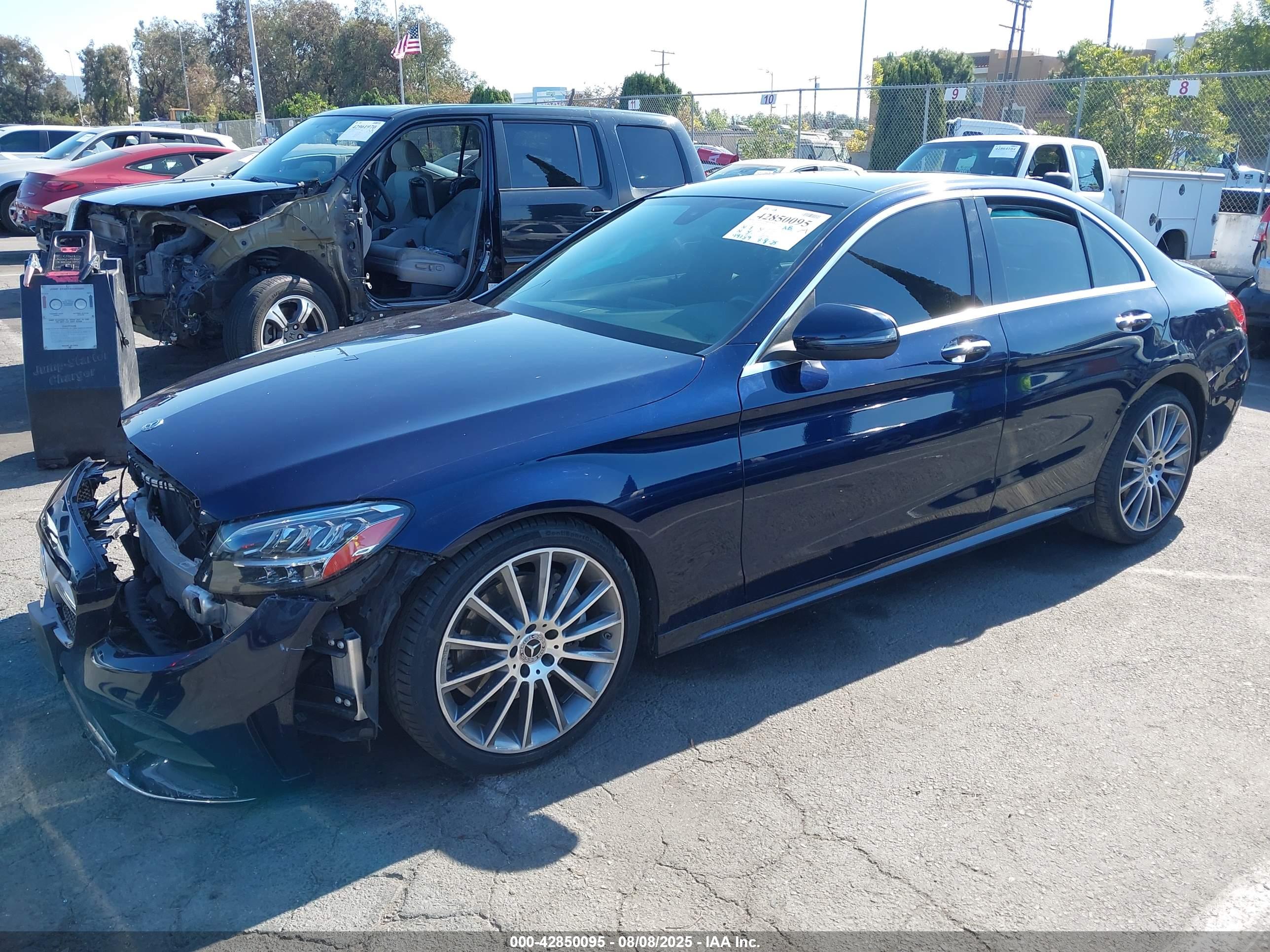 MERCEDES-BENZ C image 2