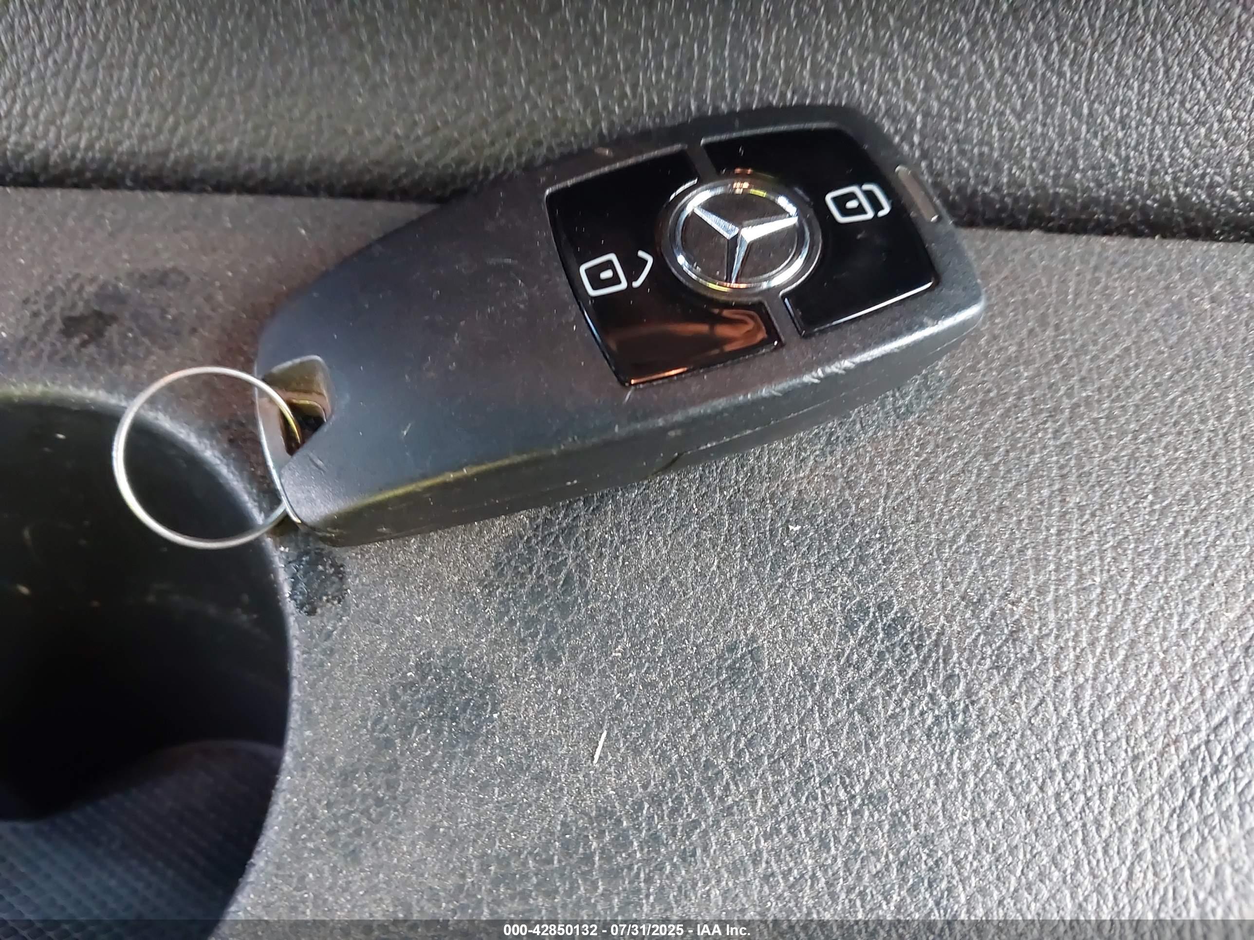 MERCEDES-BENZ SPRINTER image 11