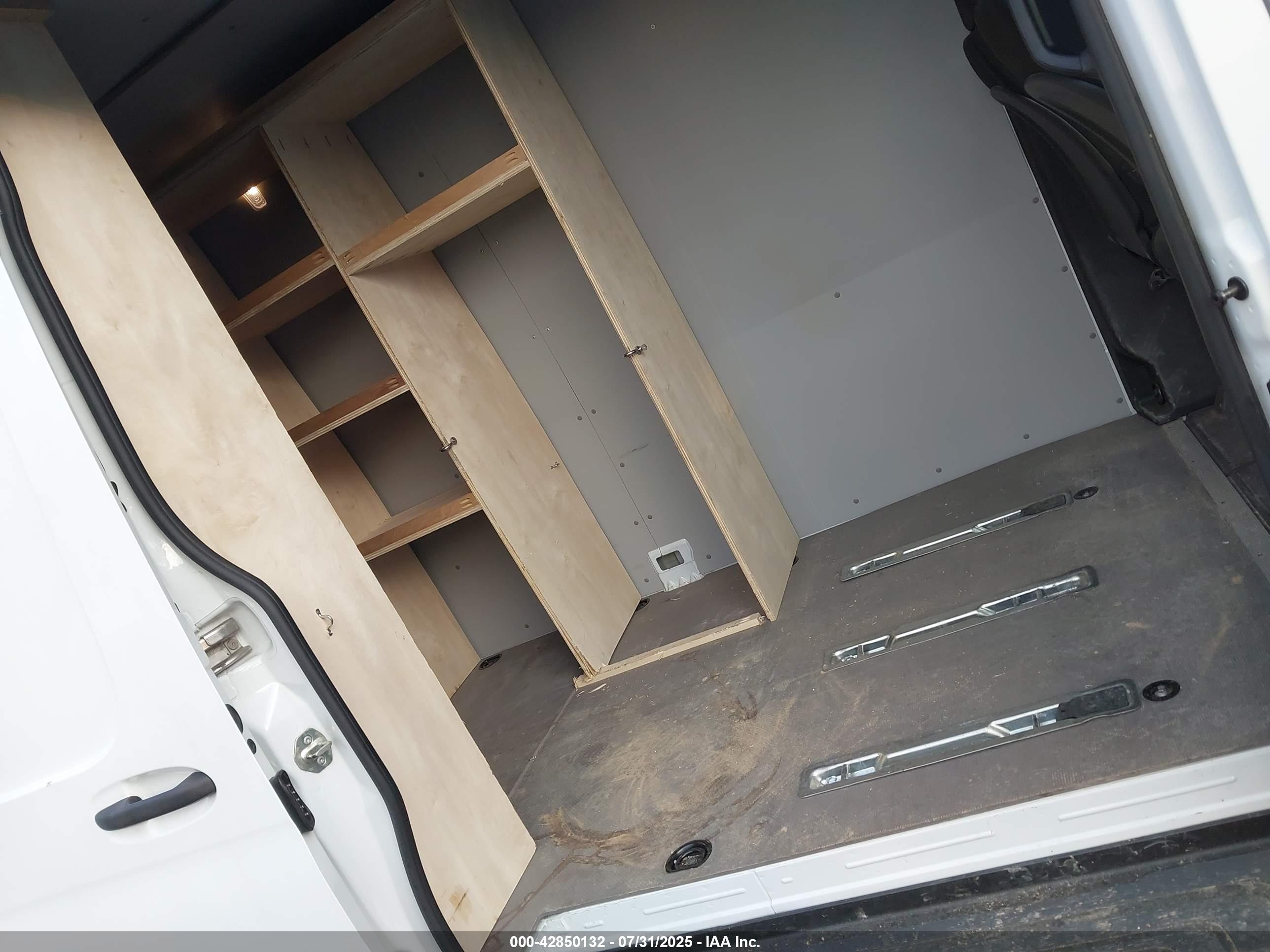 MERCEDES-BENZ SPRINTER image 8