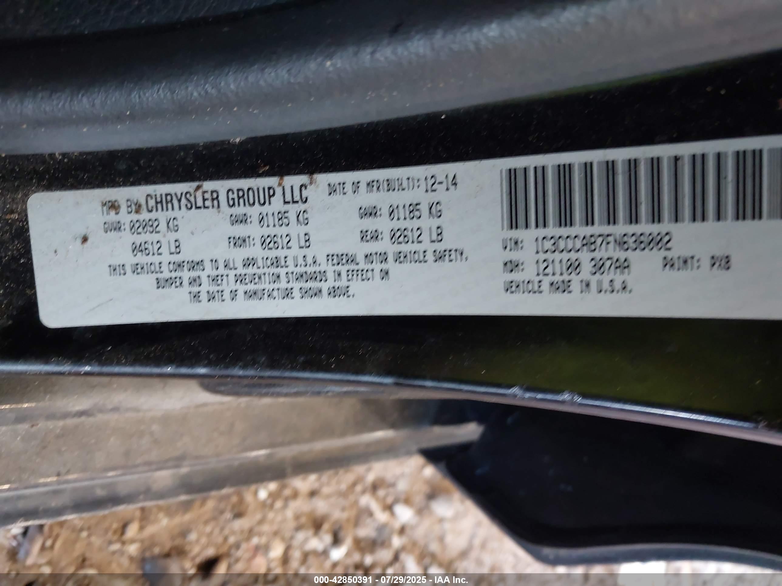 CHRYSLER 200 image 9