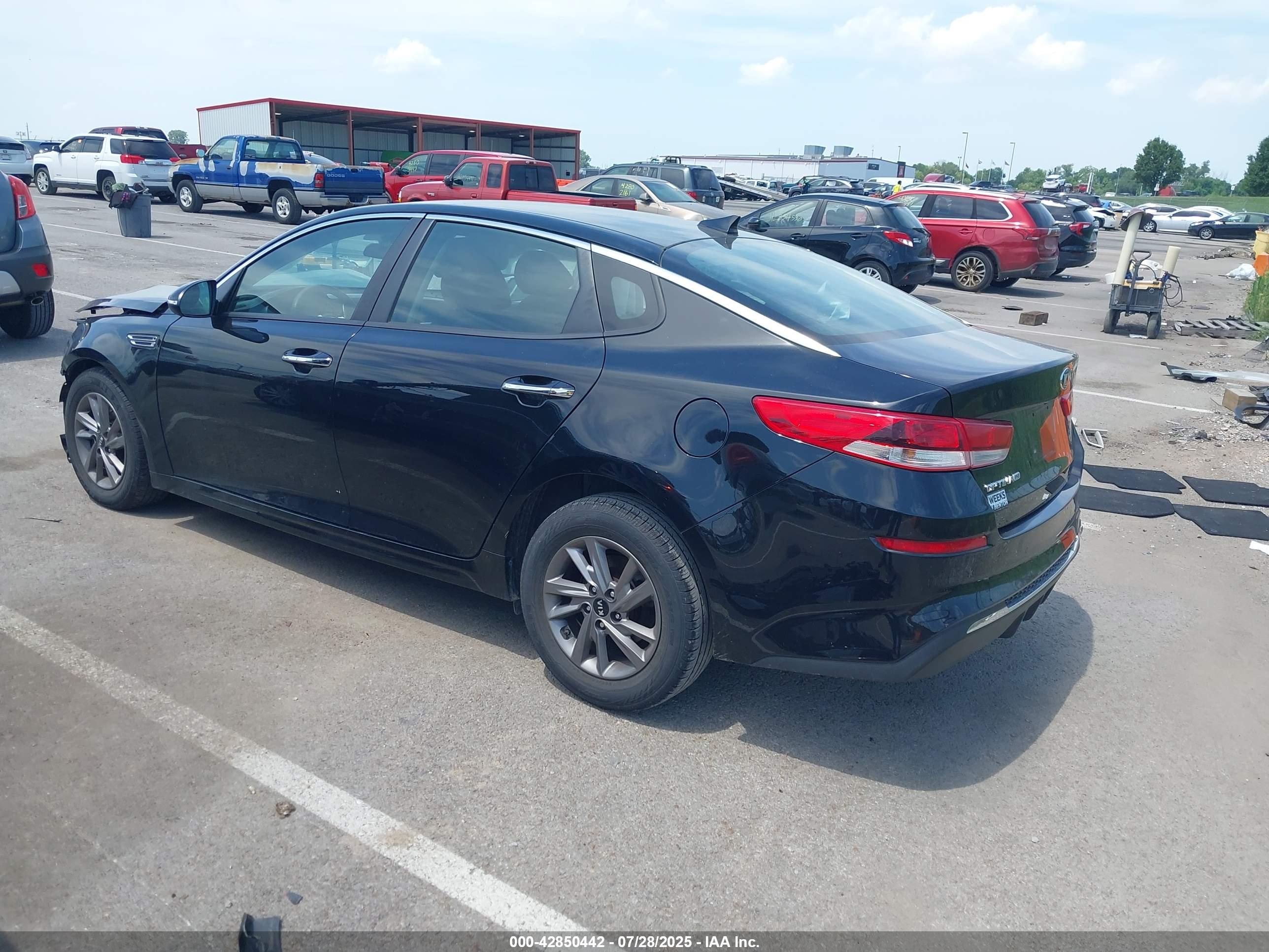 KIA OPTIMA image 3