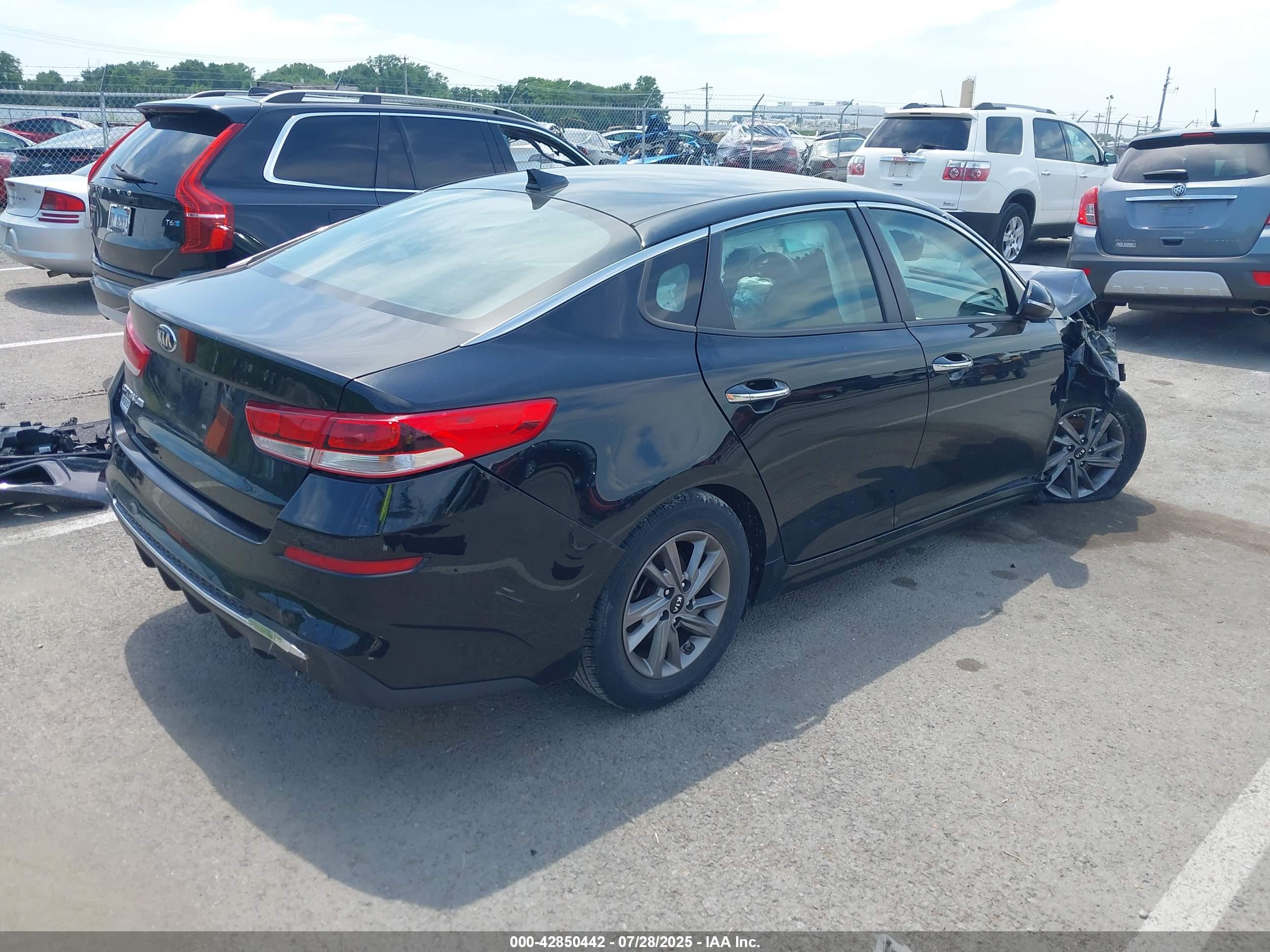KIA OPTIMA image 4