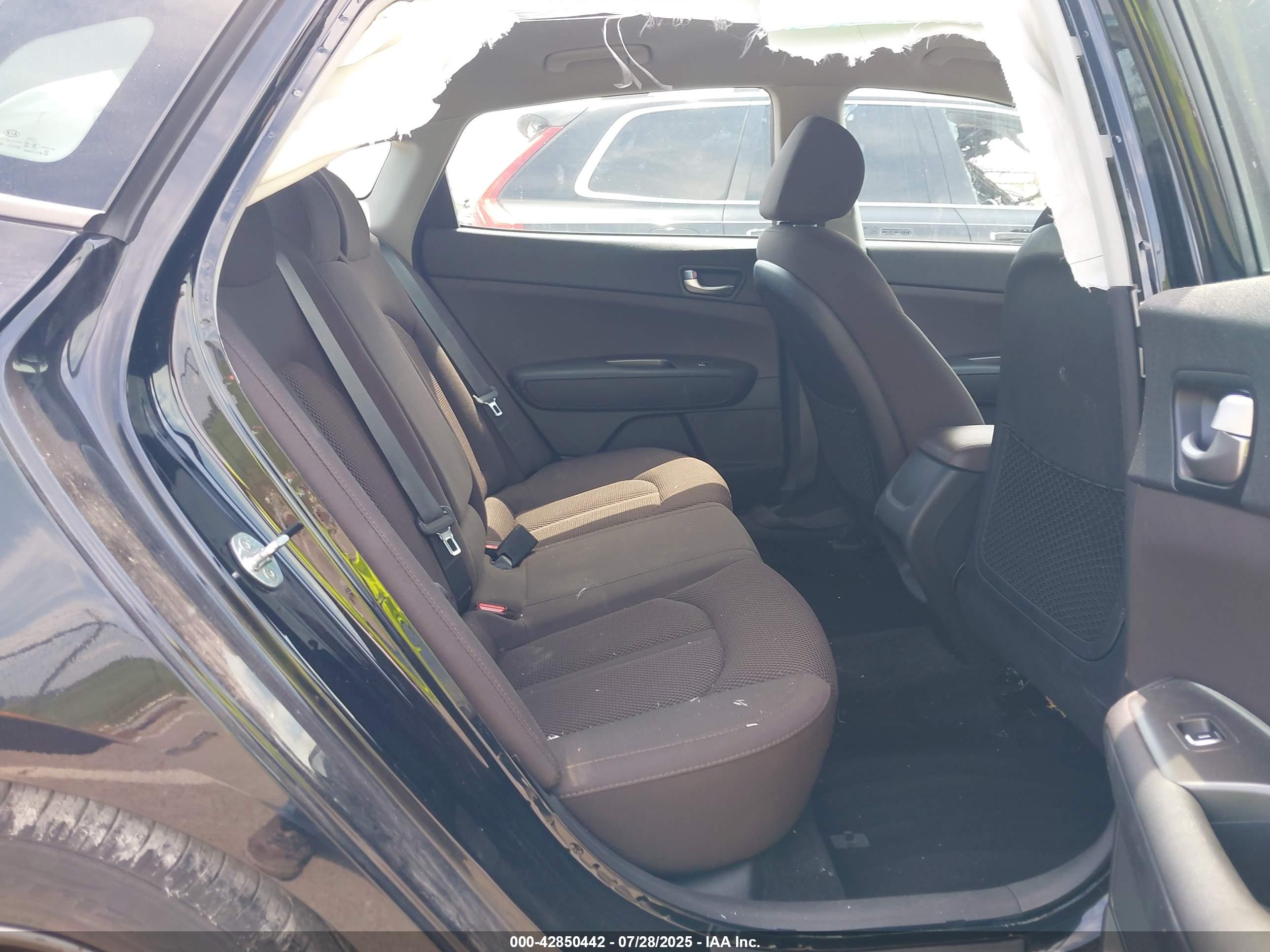 KIA OPTIMA image 8