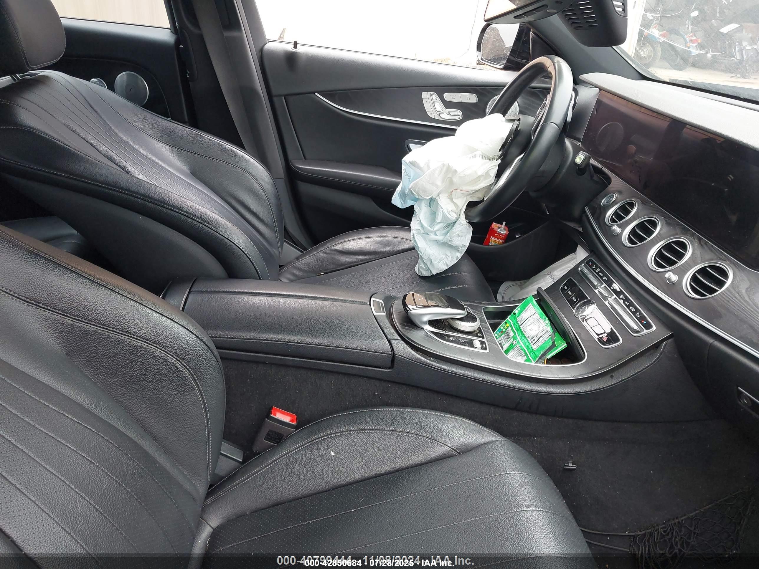 MERCEDES-BENZ E image 5