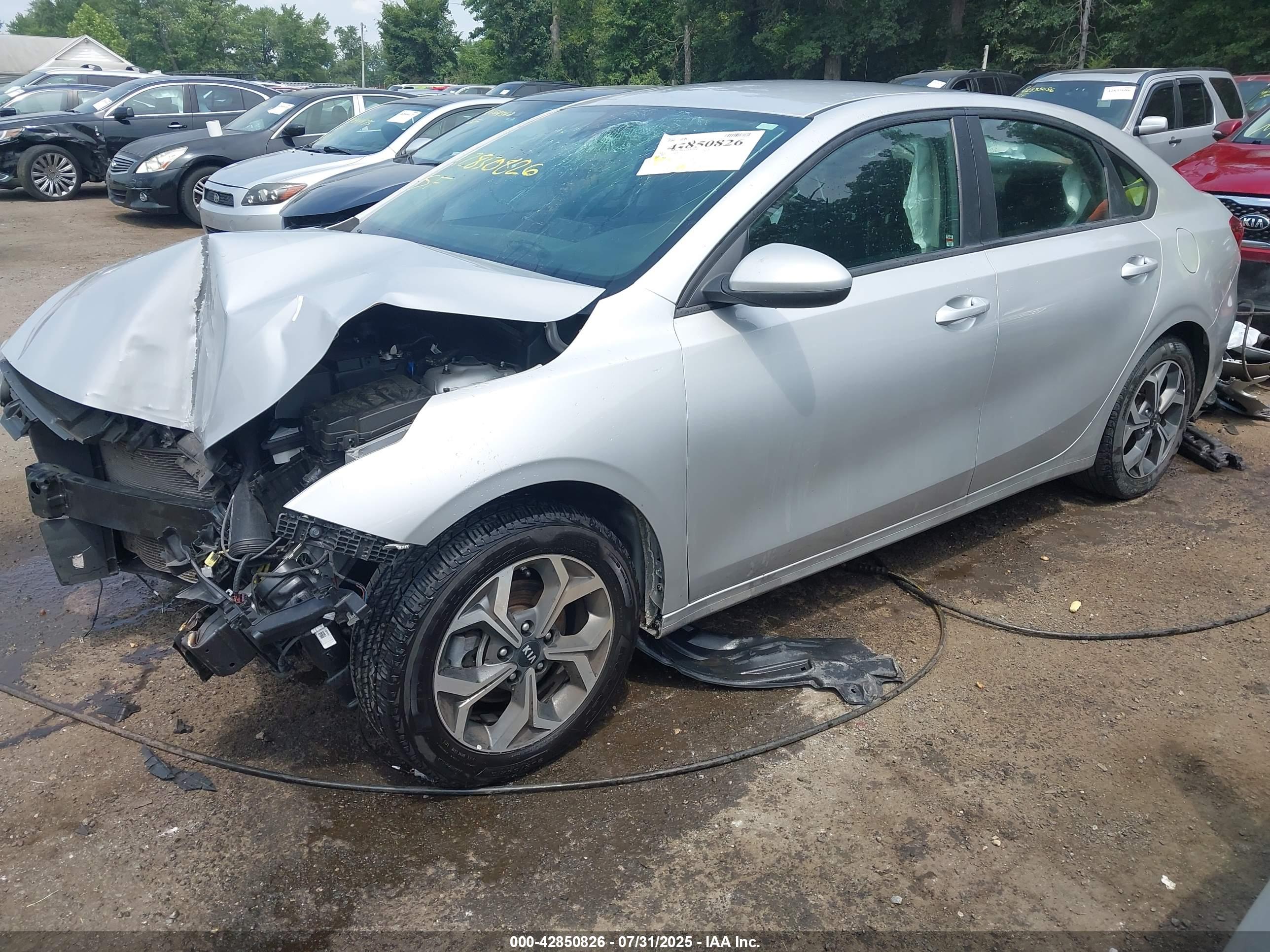 KIA FORTE image 2