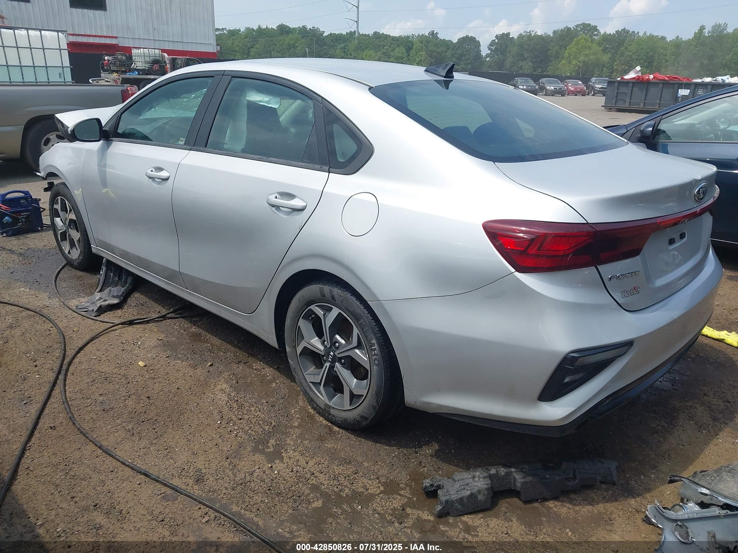 KIA FORTE image 3