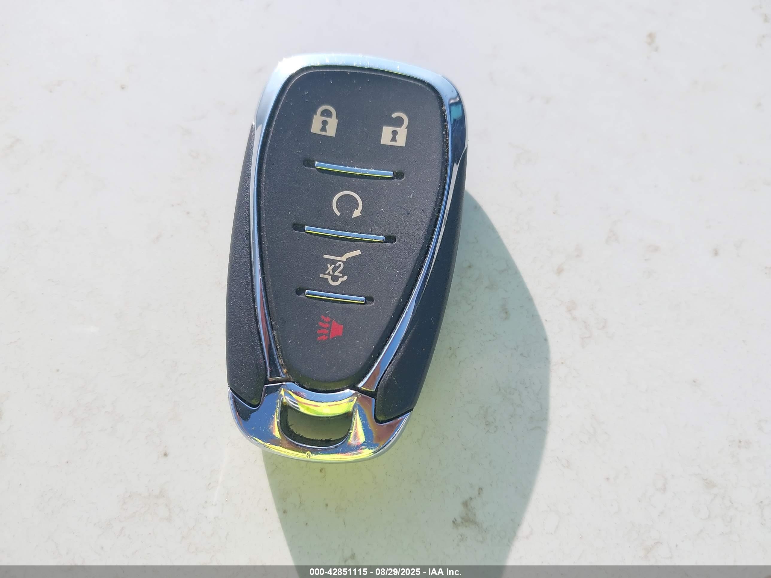 CHEVROLET TRAVERSE image 11
