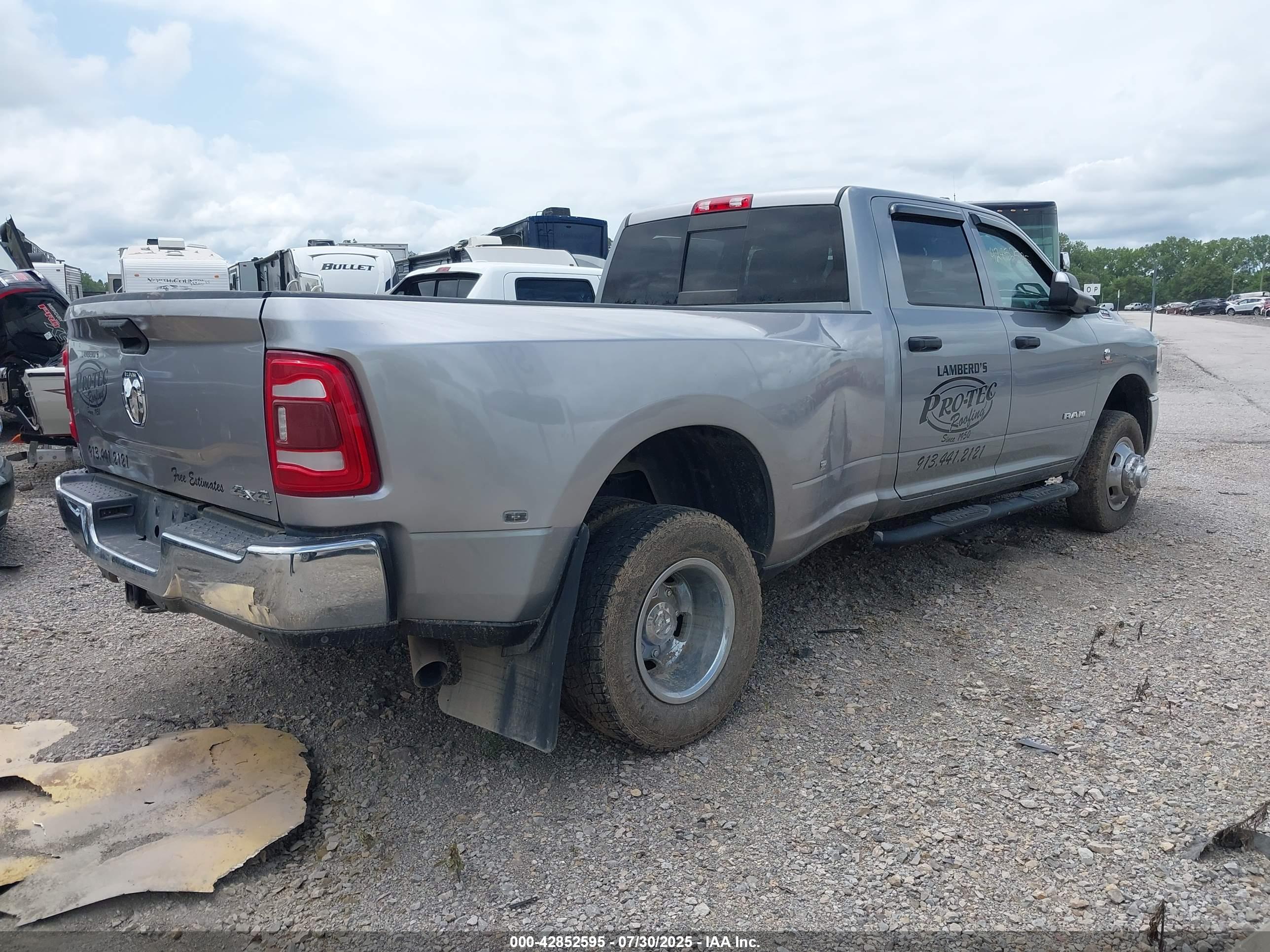 RAM 3500 image 4