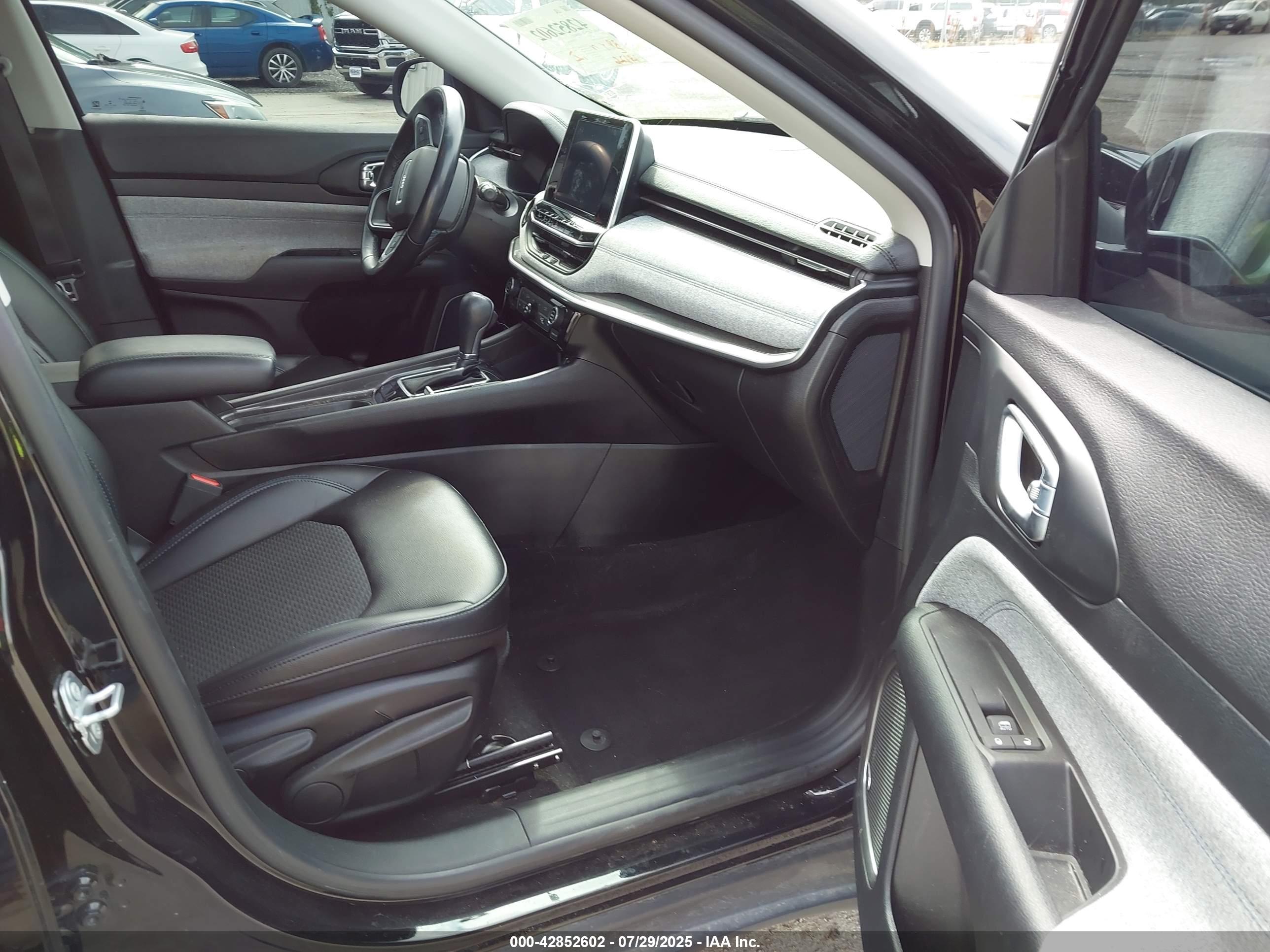 JEEP COMPASS image 5