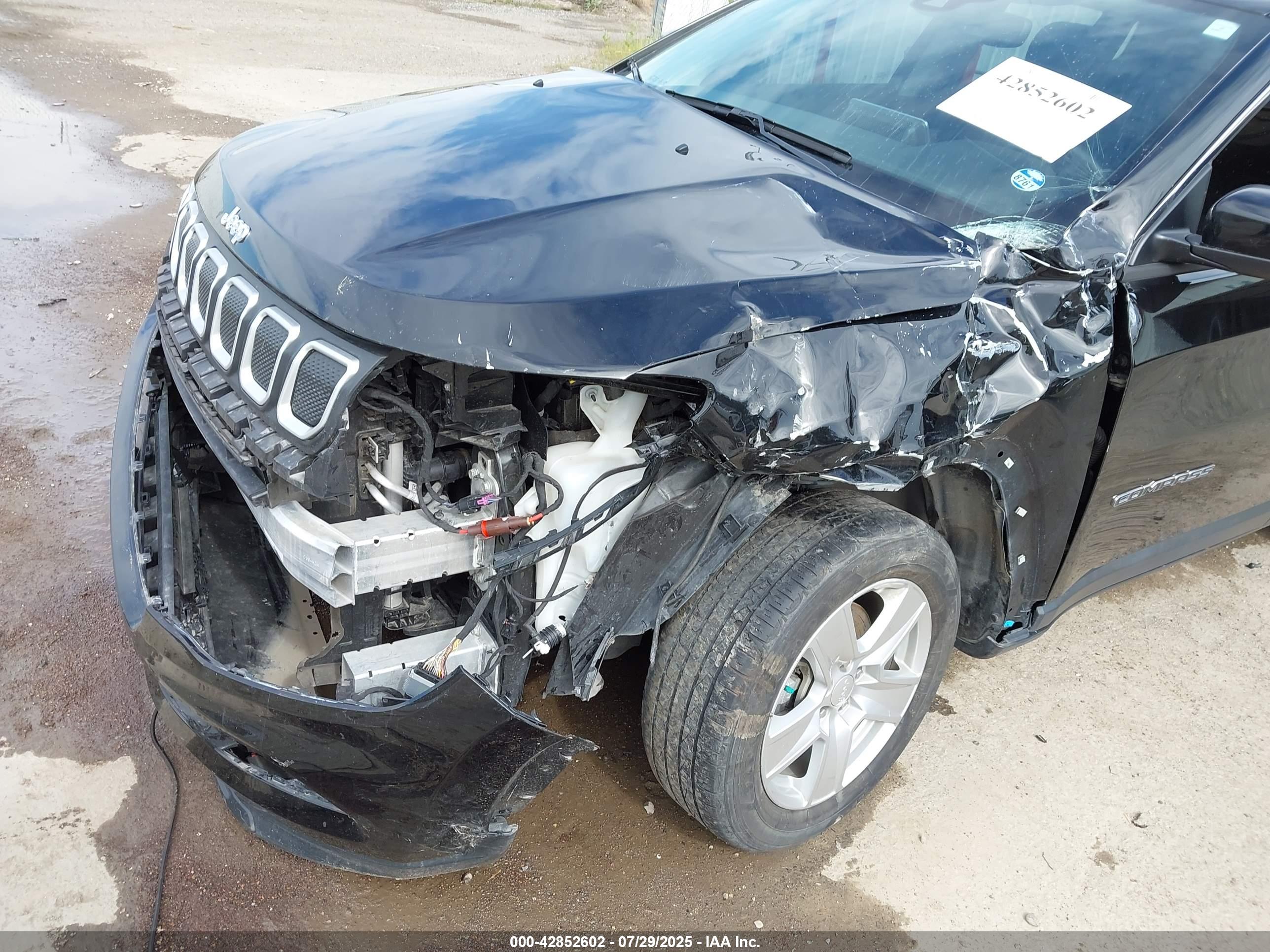 JEEP COMPASS image 6