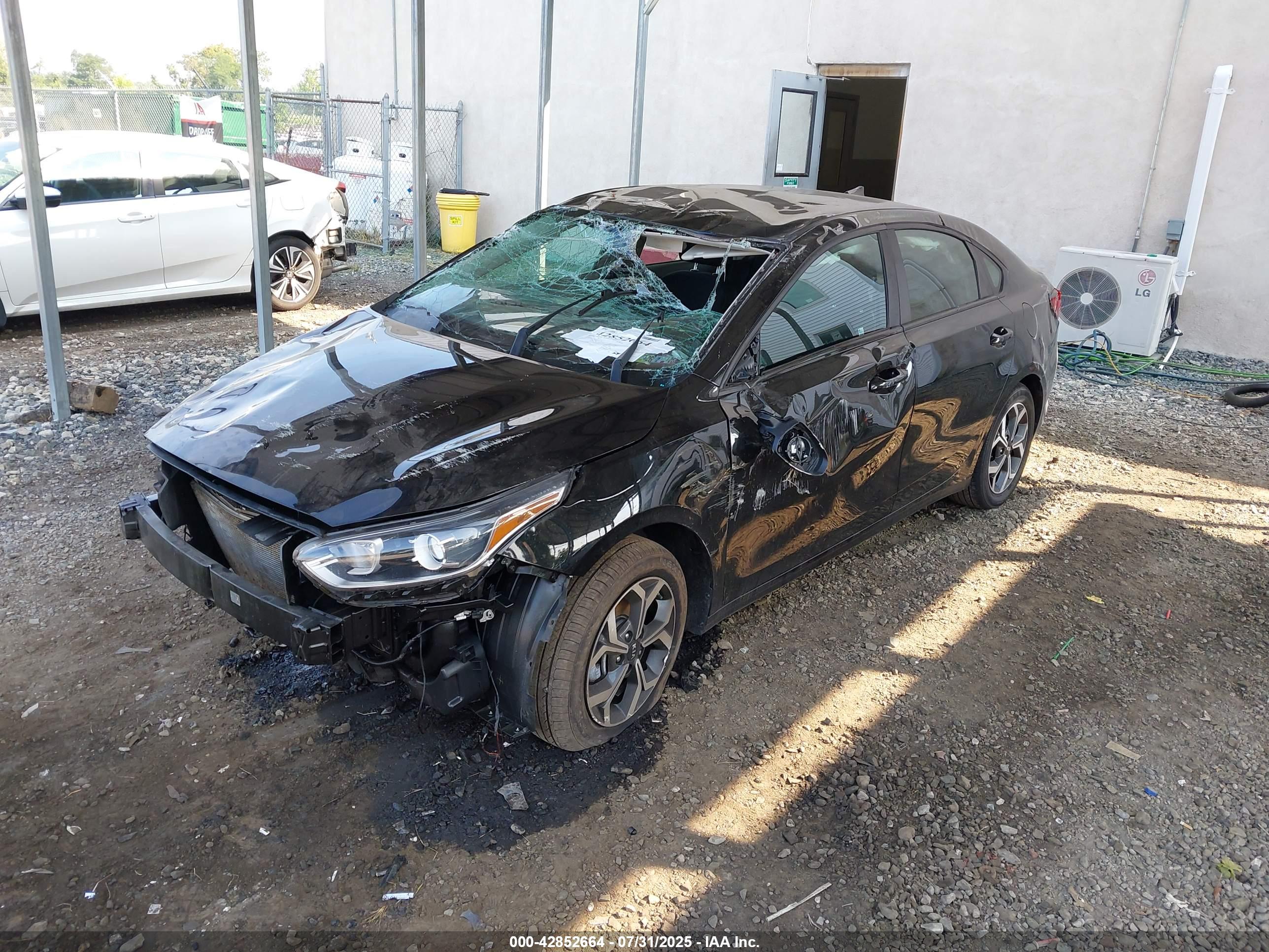KIA FORTE image 2