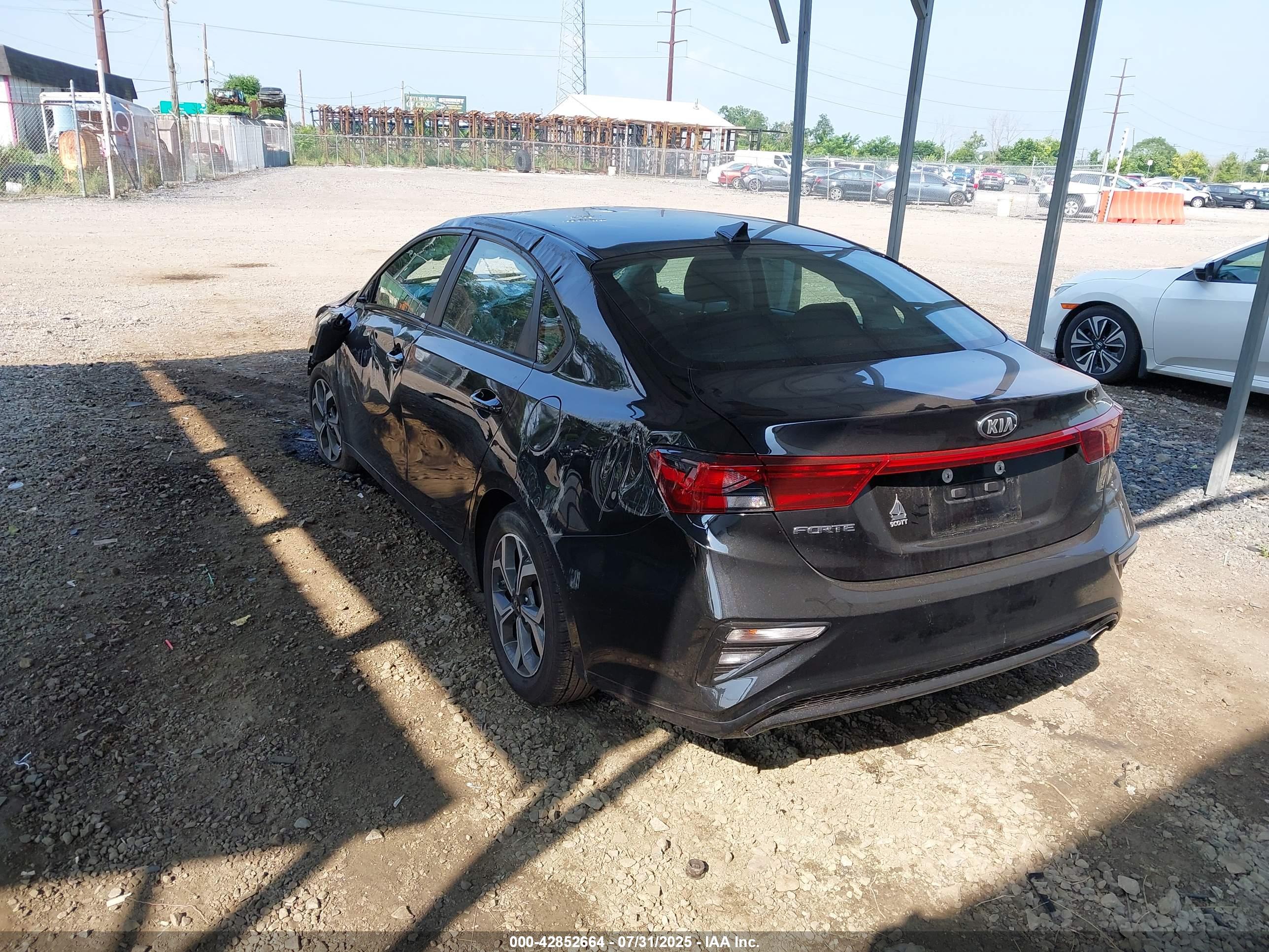 KIA FORTE image 3