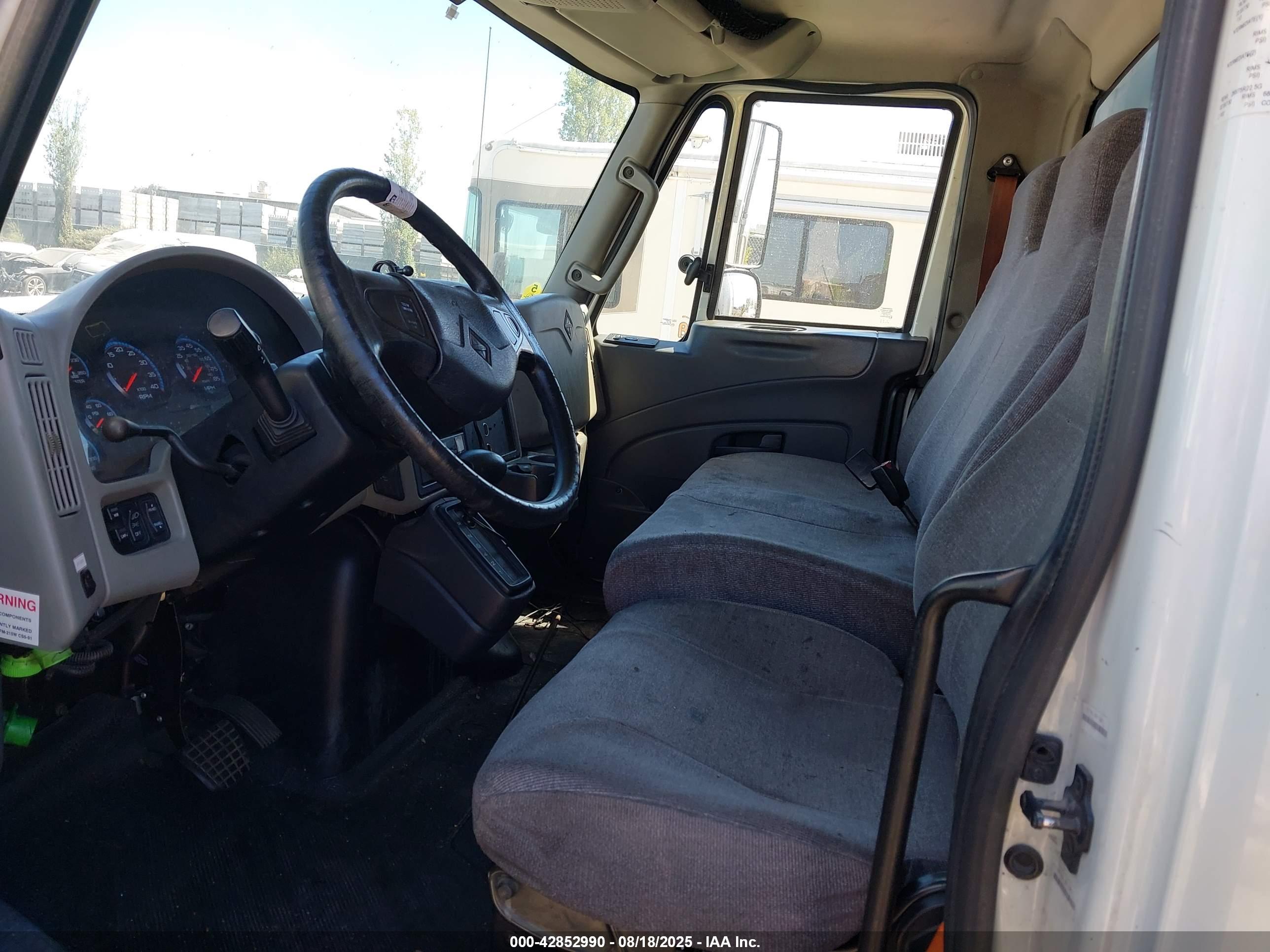 INTERNATIONAL DURASTAR image 8