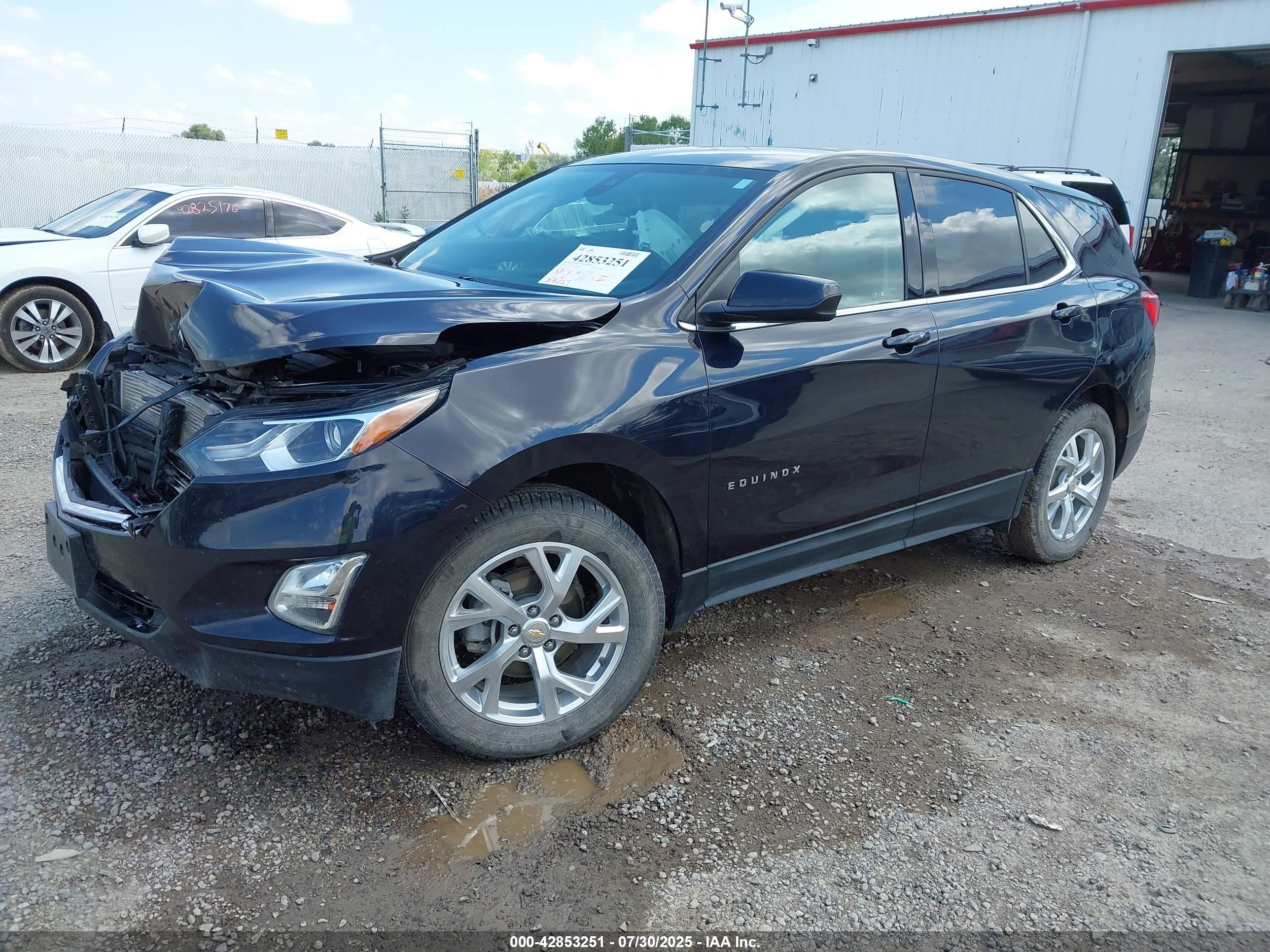 CHEVROLET EQUINOX image 2