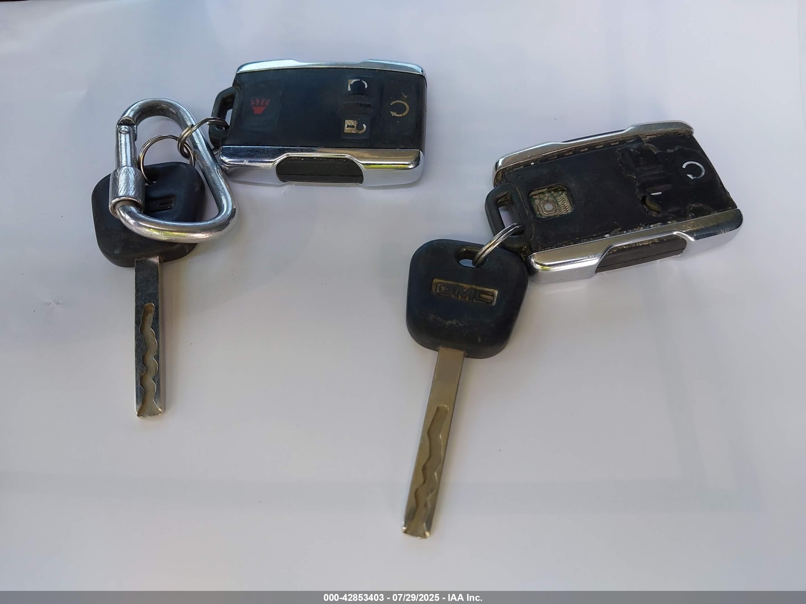 GMC SIERRA image 11