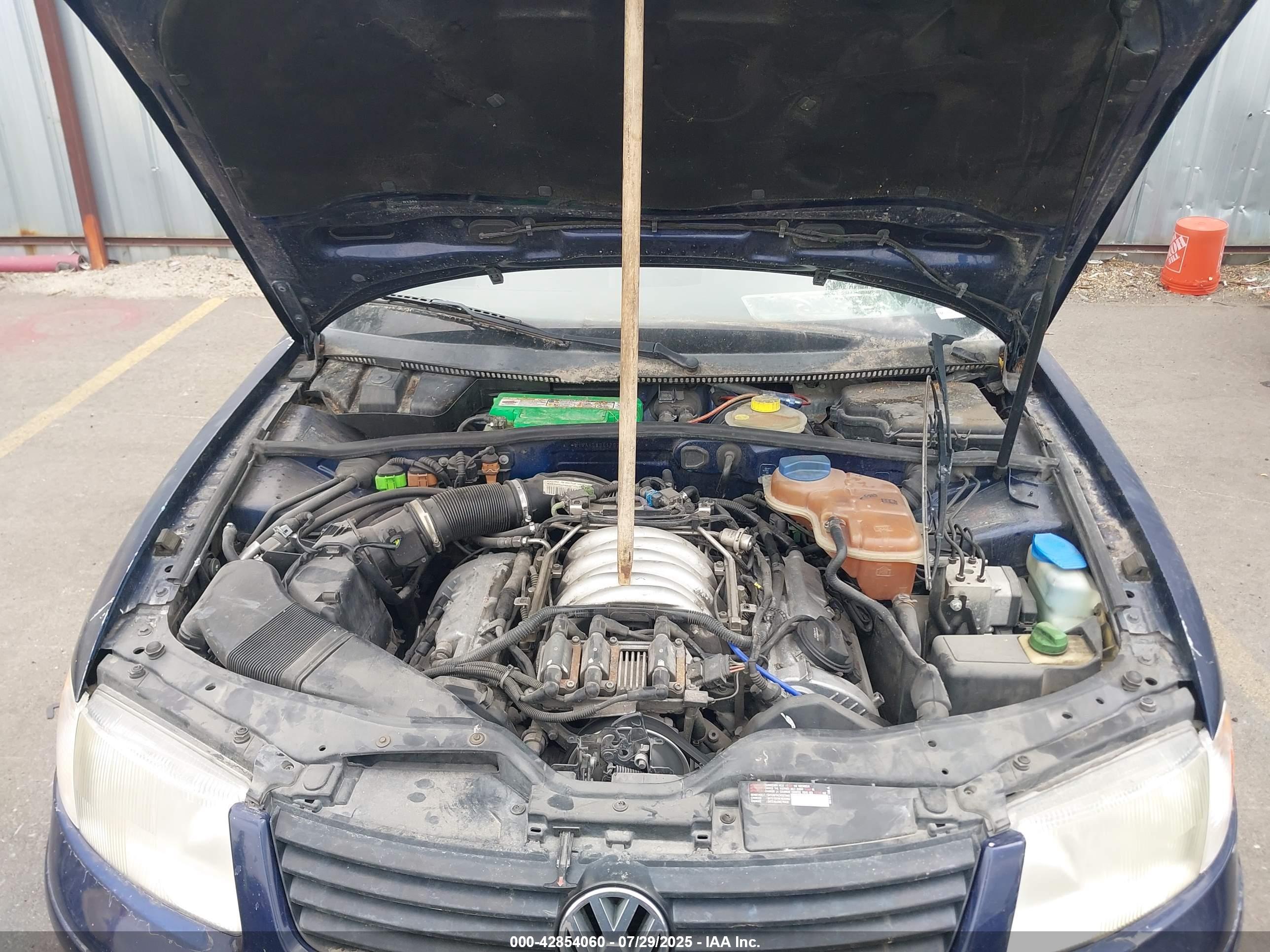 VOLKSWAGEN PASSAT image 10