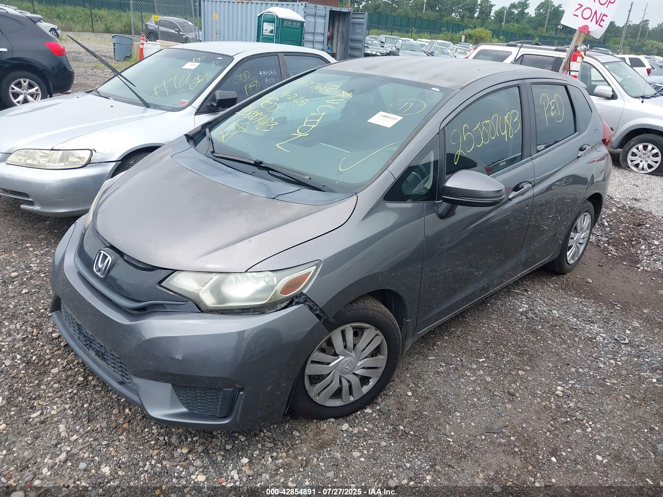 HONDA FIT image 2