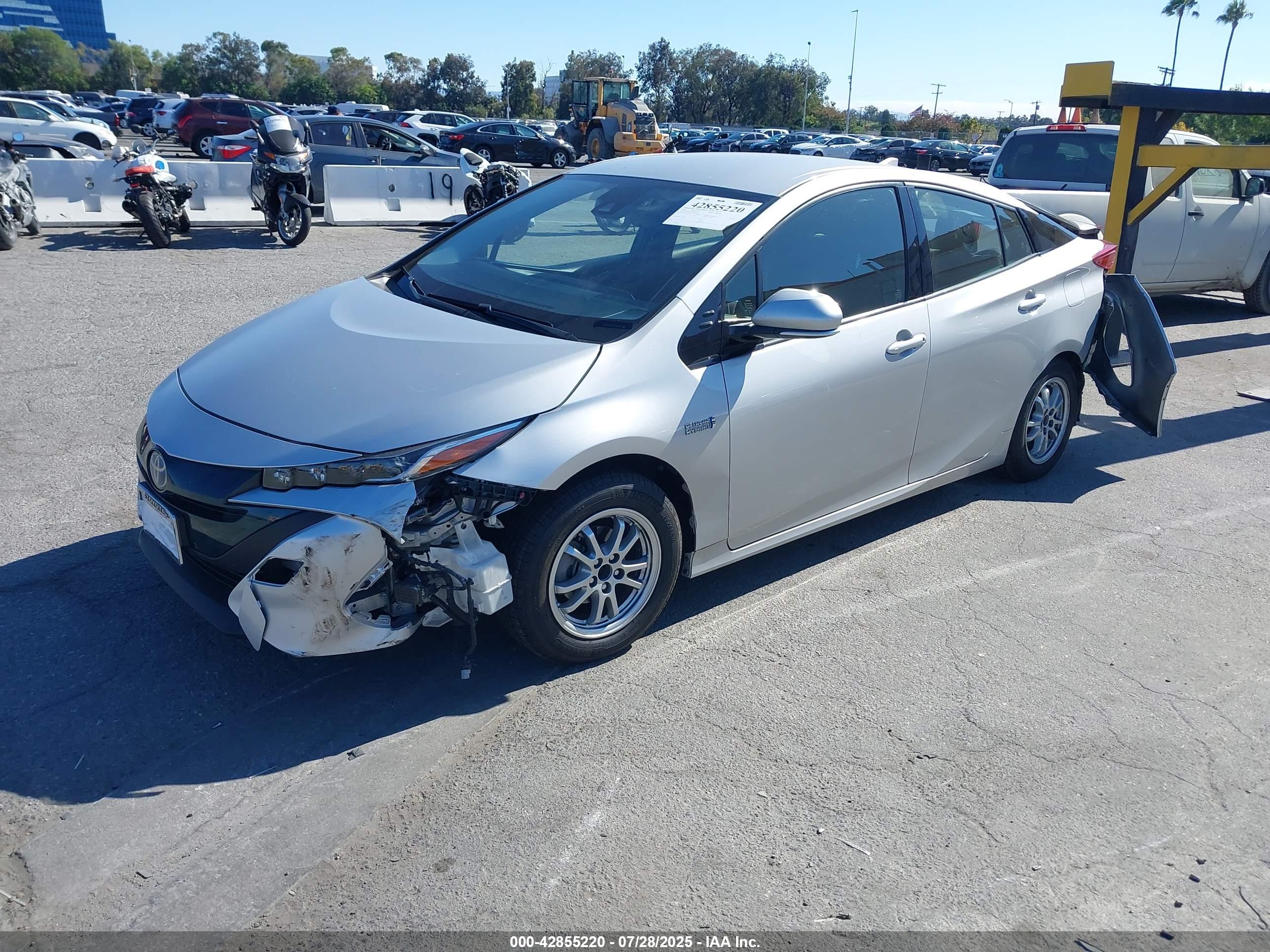TOYOTA PRIUS image 2